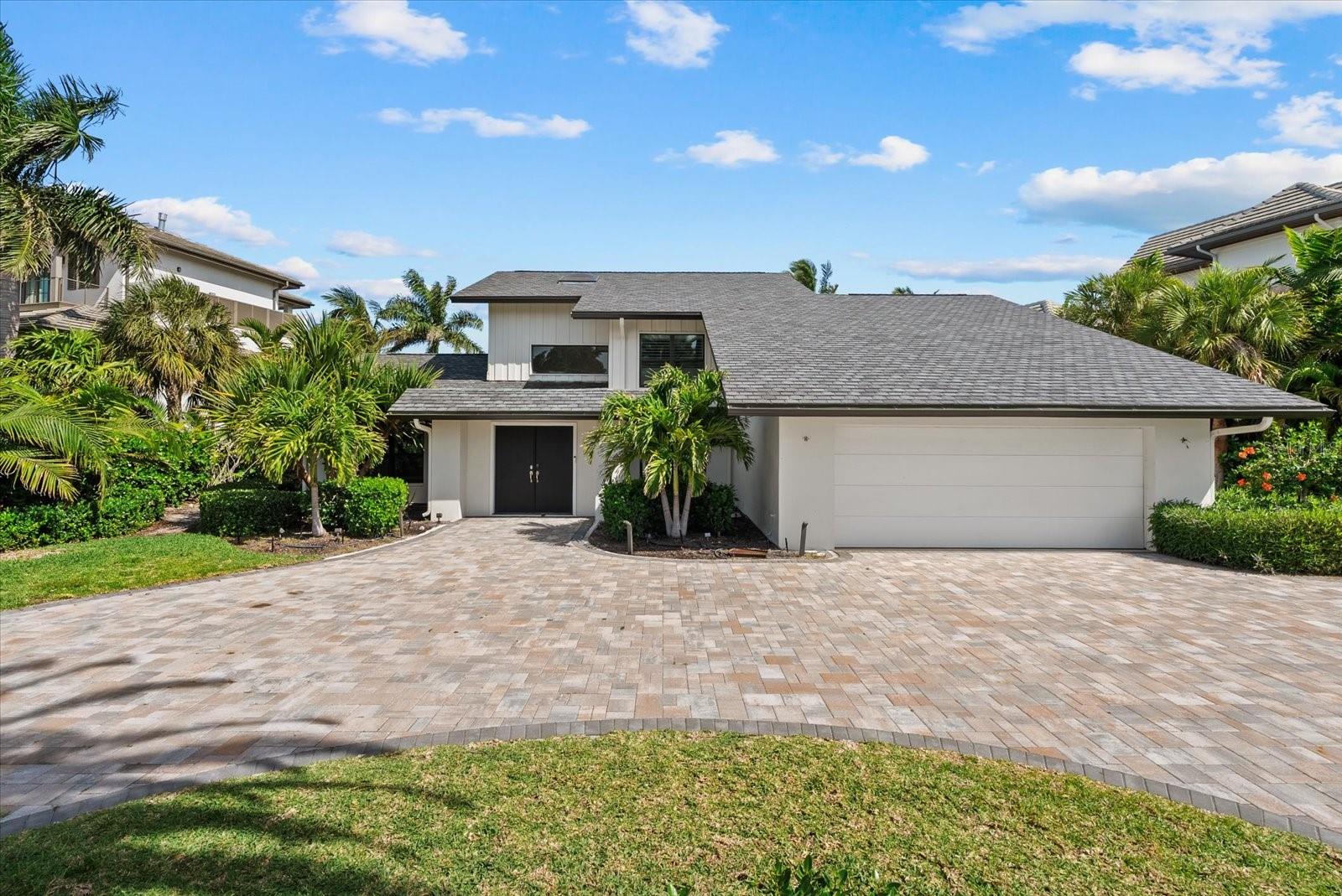 847 FREELING DR