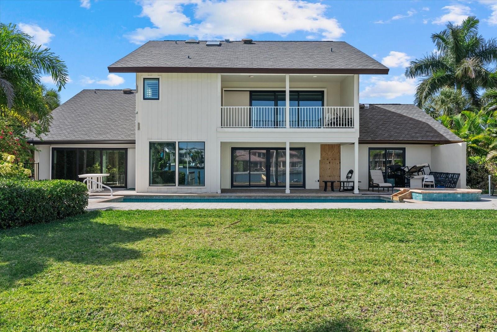 847 FREELING DR