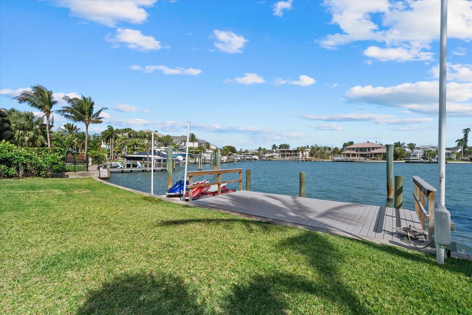 847 FREELING DR