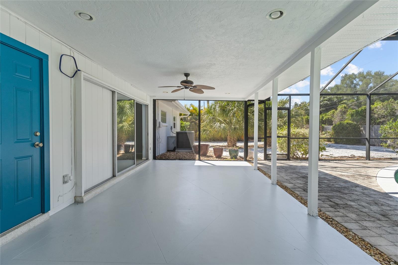 2411 GULF GATE DR