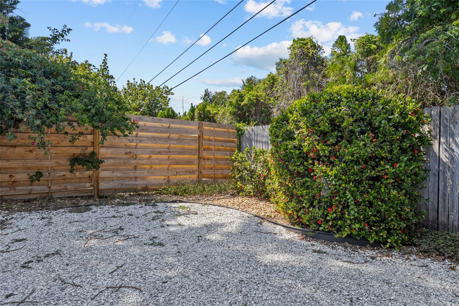 2411 GULF GATE DR