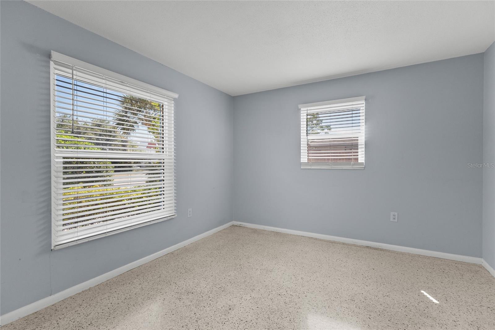 2411 GULF GATE DR