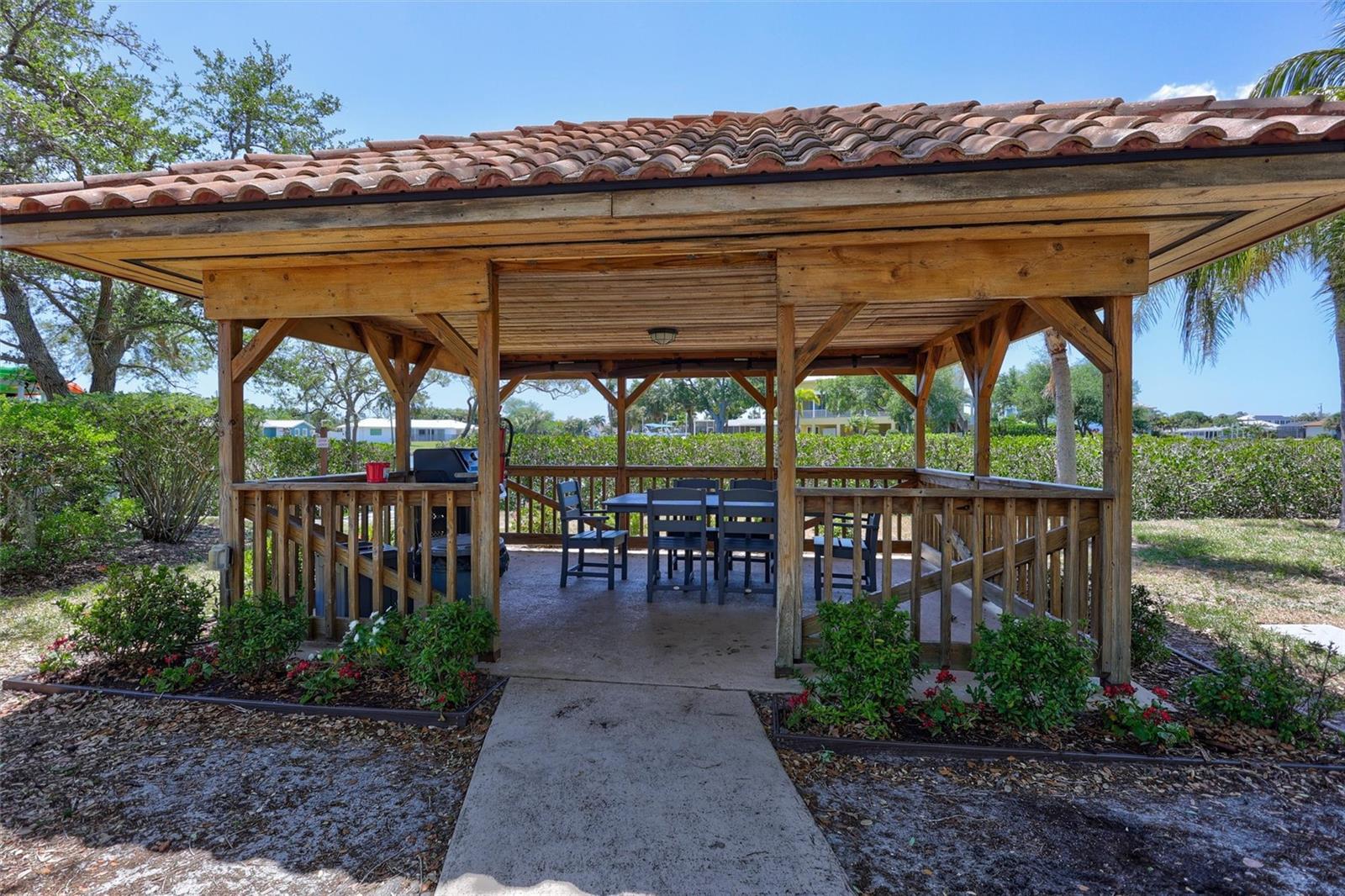 5100 JESSIE HARBOR DR #304