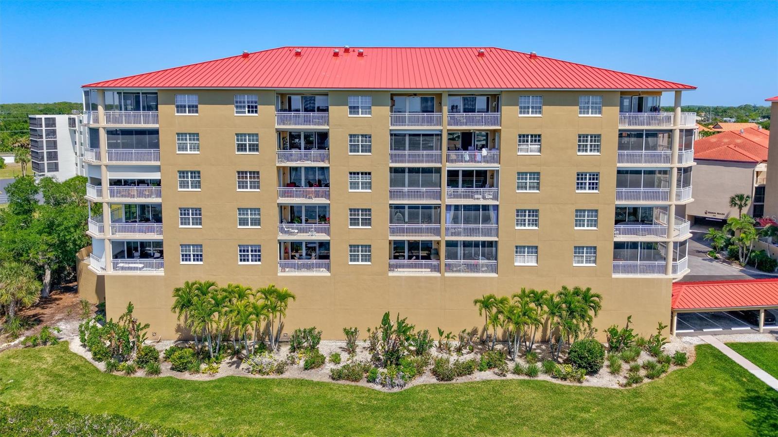 5100 JESSIE HARBOR DR #304