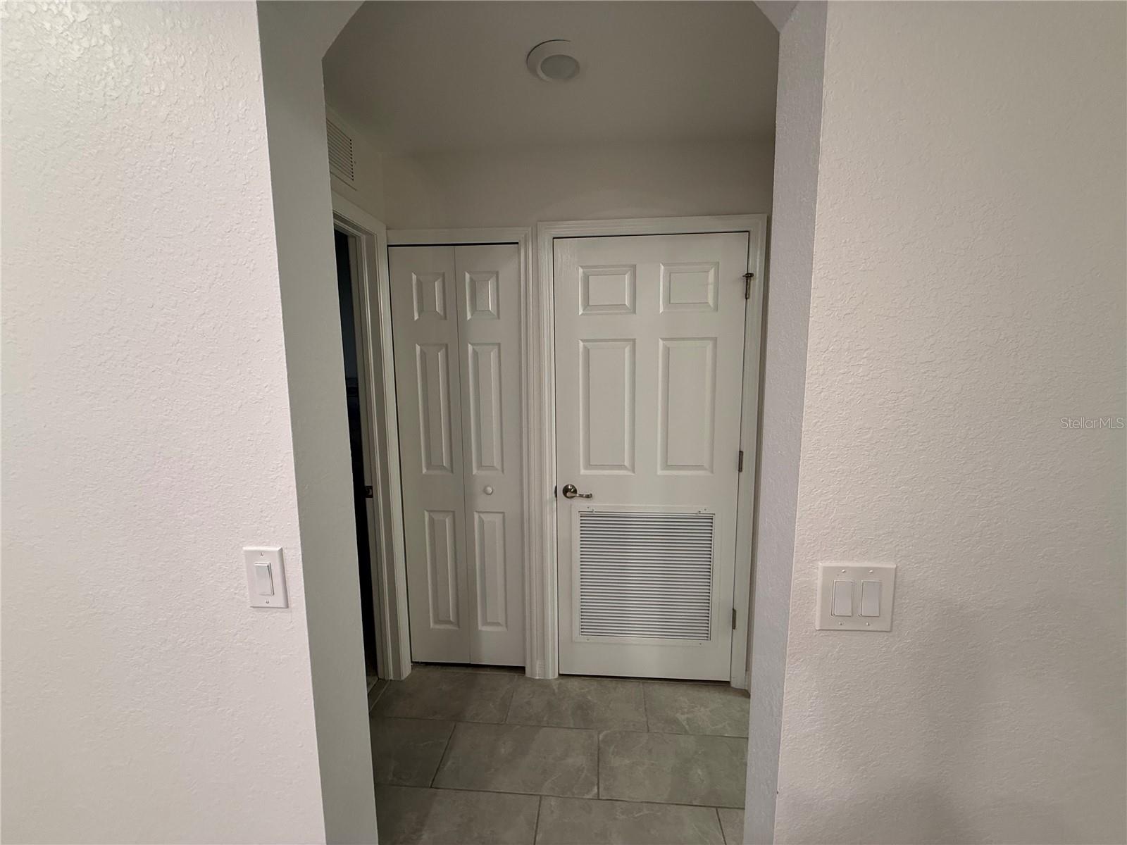 17810 GAWTHROP DR #305