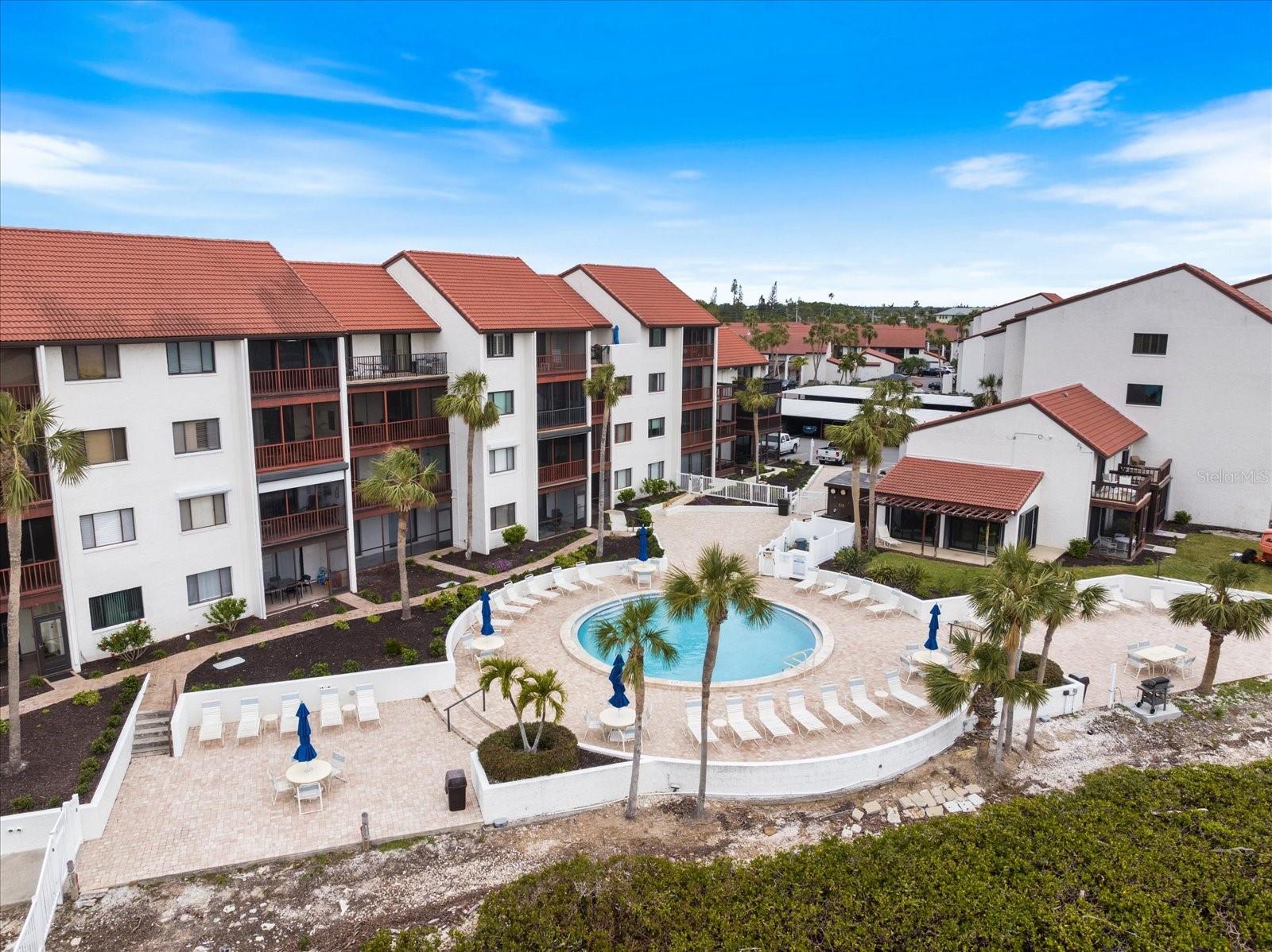 1604 STICKNEY POINT RD #4-102