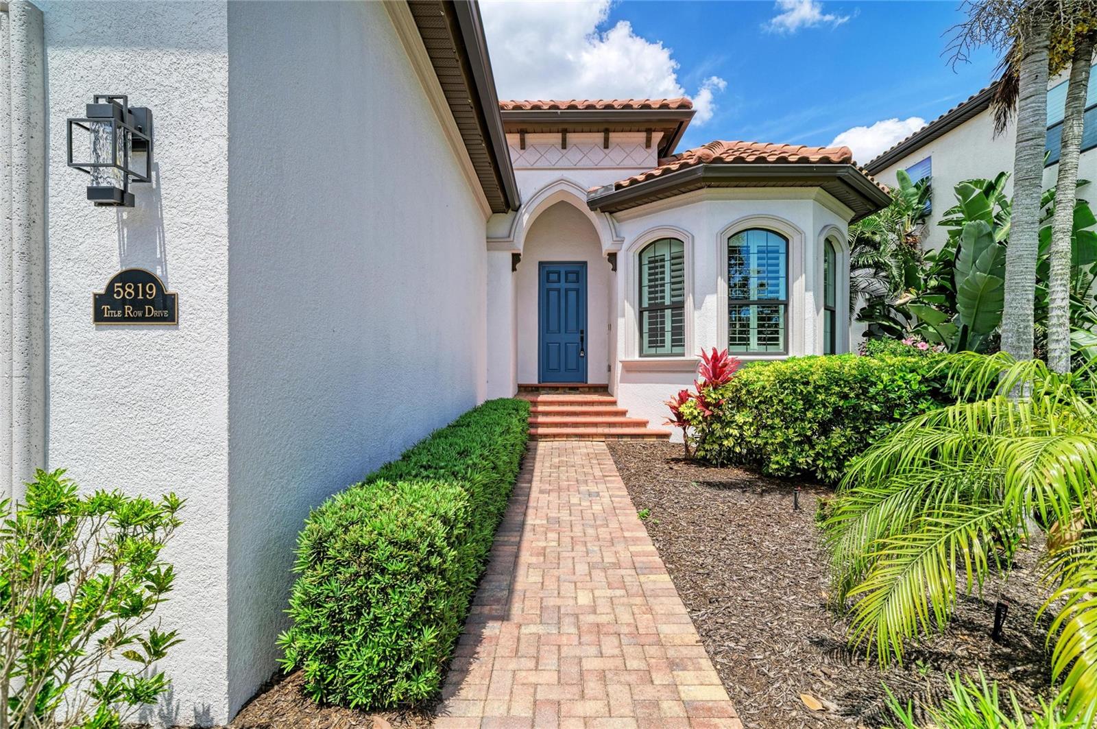 5819 TITLE ROW DR