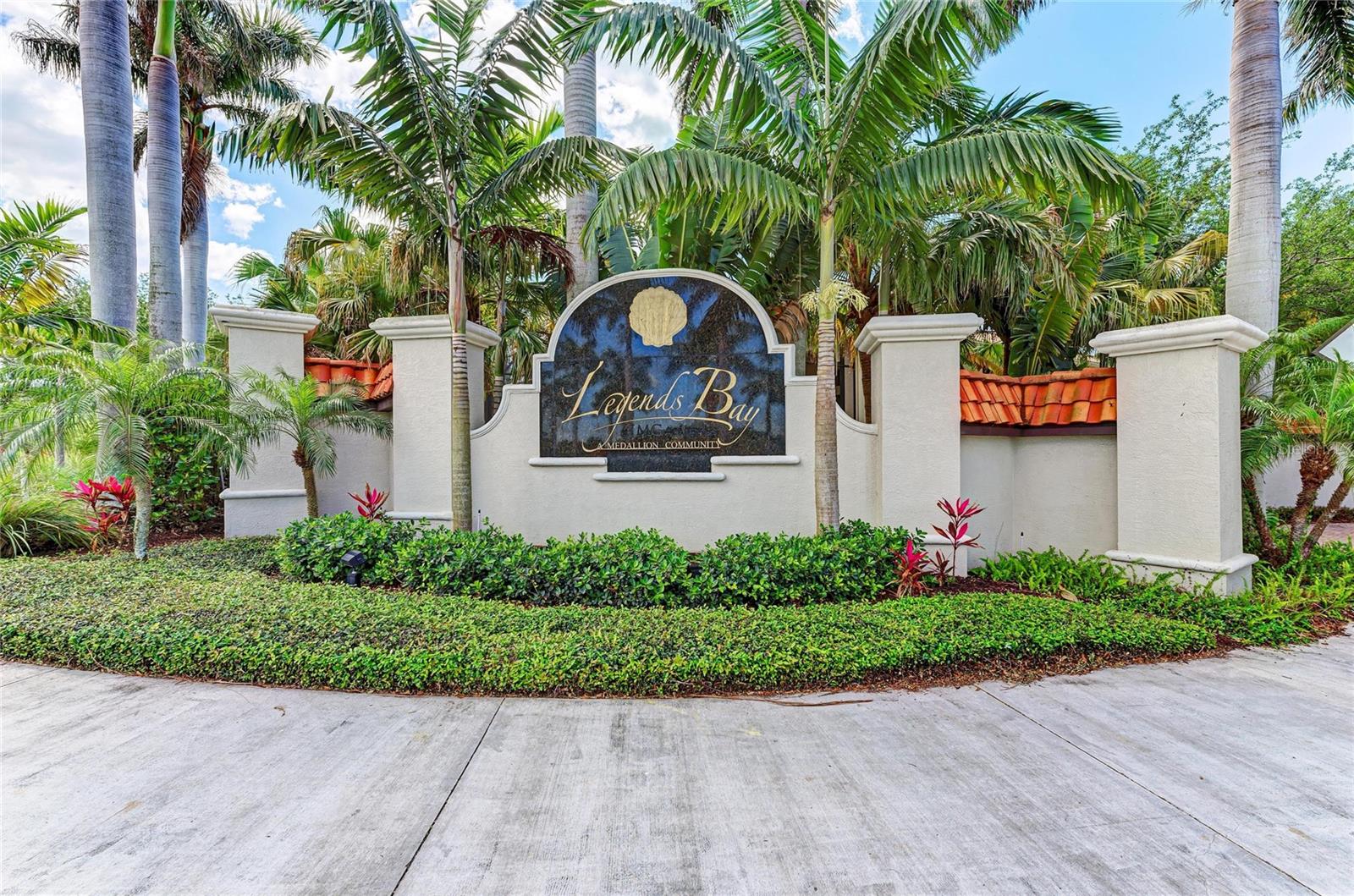 5819 TITLE ROW DR