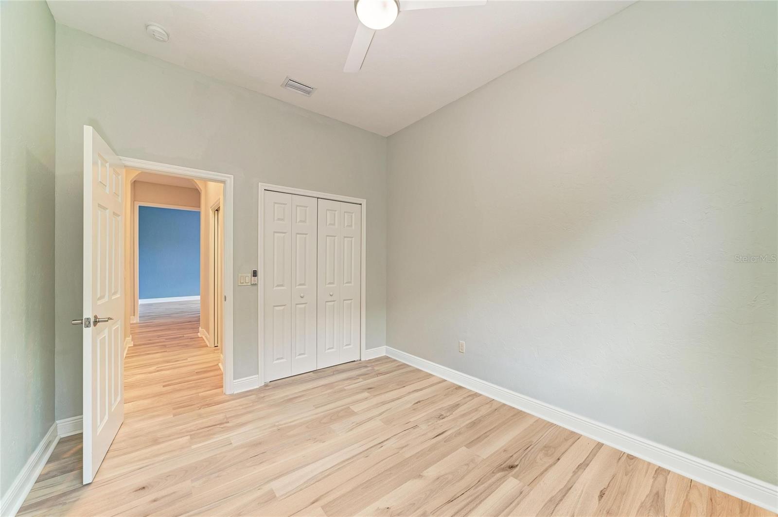 5819 TITLE ROW DR
