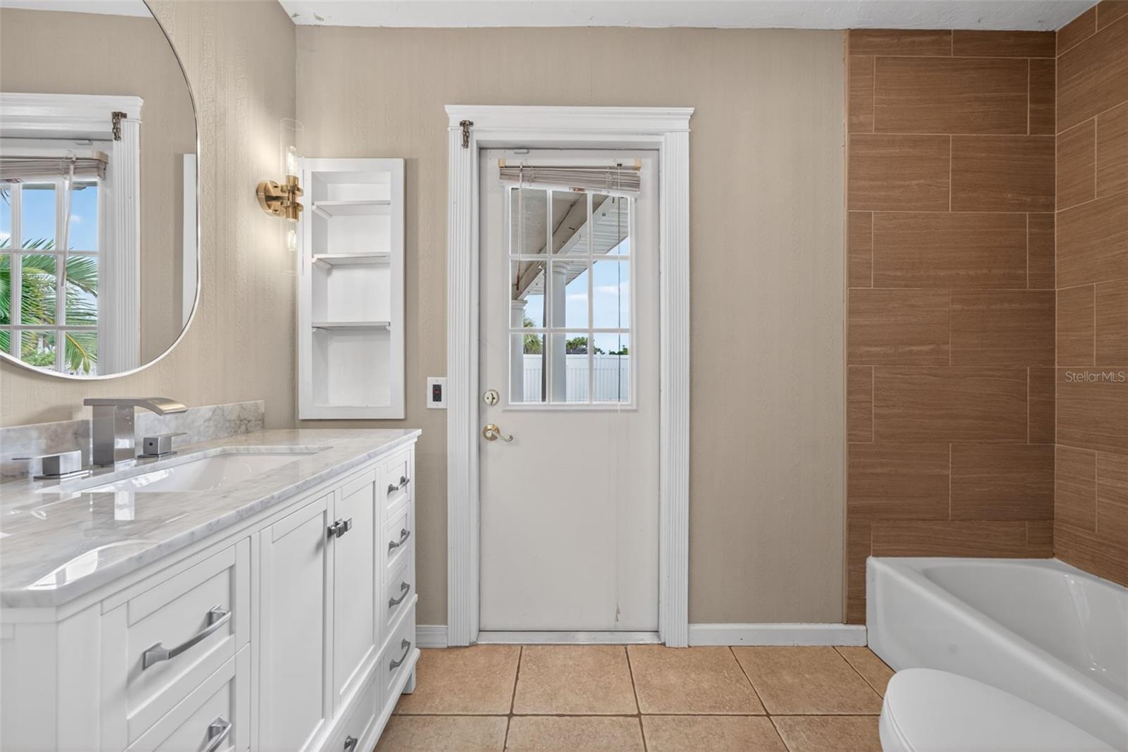 2555 CONSTITUTION BLVD