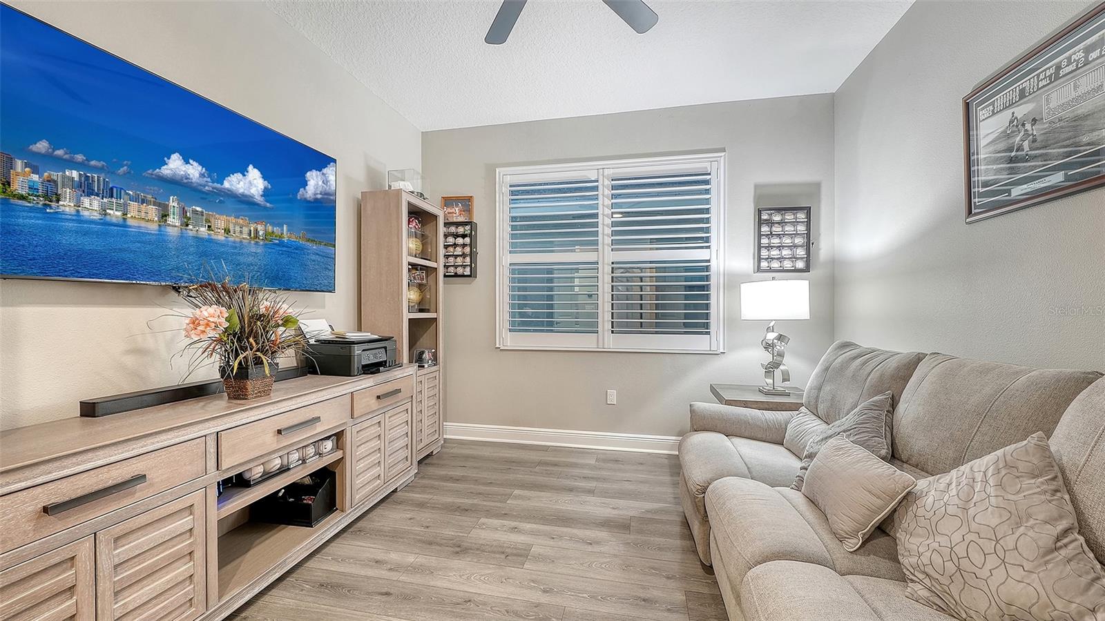 4921 SURFSIDE CIR