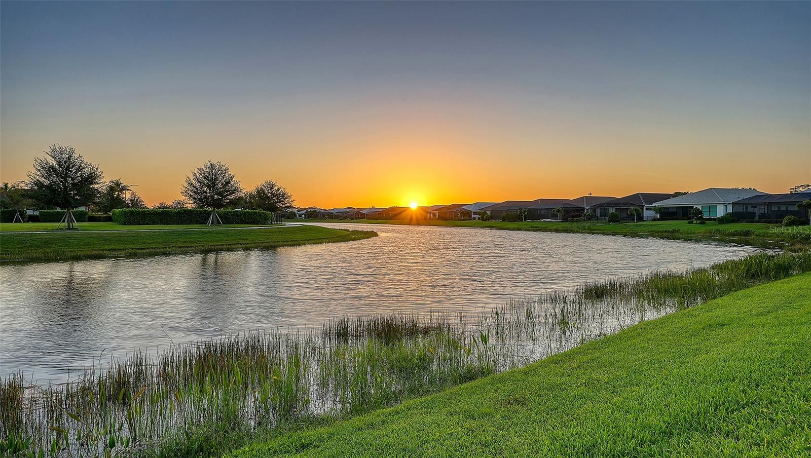 4921 SURFSIDE CIR
