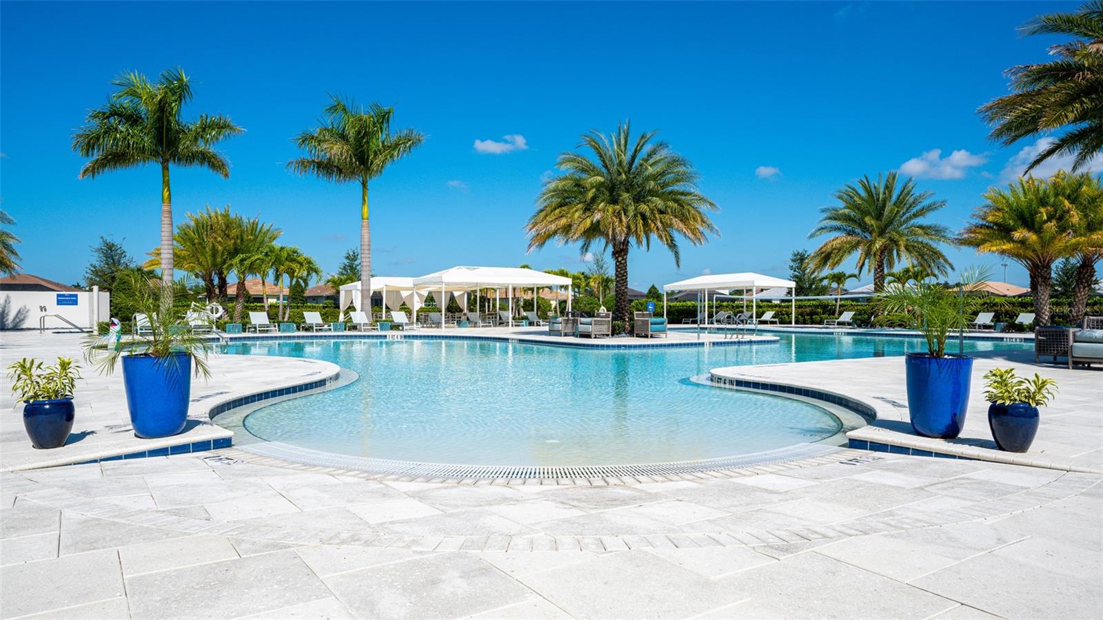 4921 SURFSIDE CIR