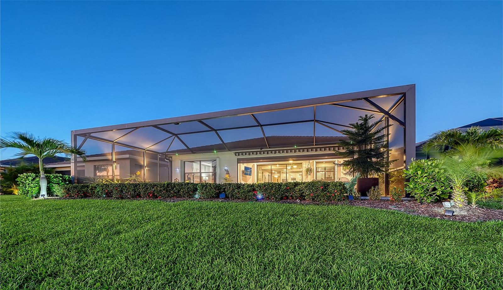 4921 SURFSIDE CIR