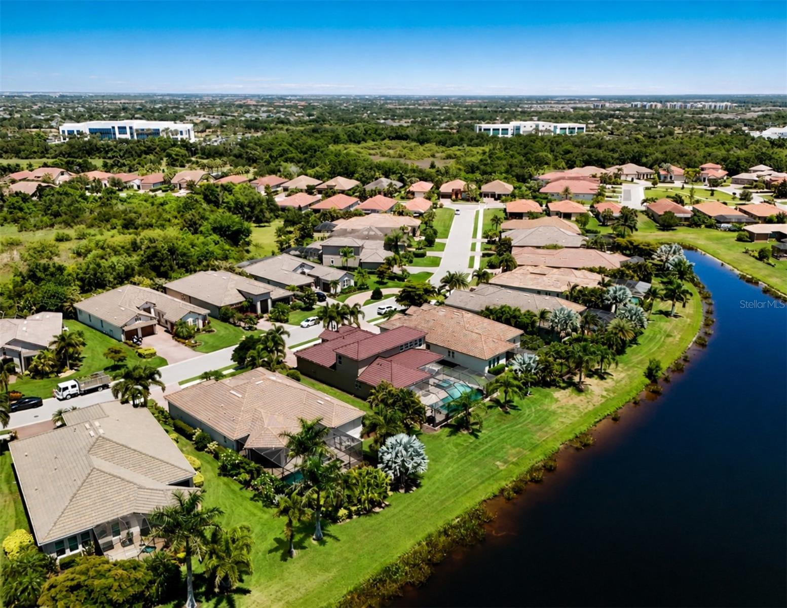 4821 ROYAL DORNOCH CIR