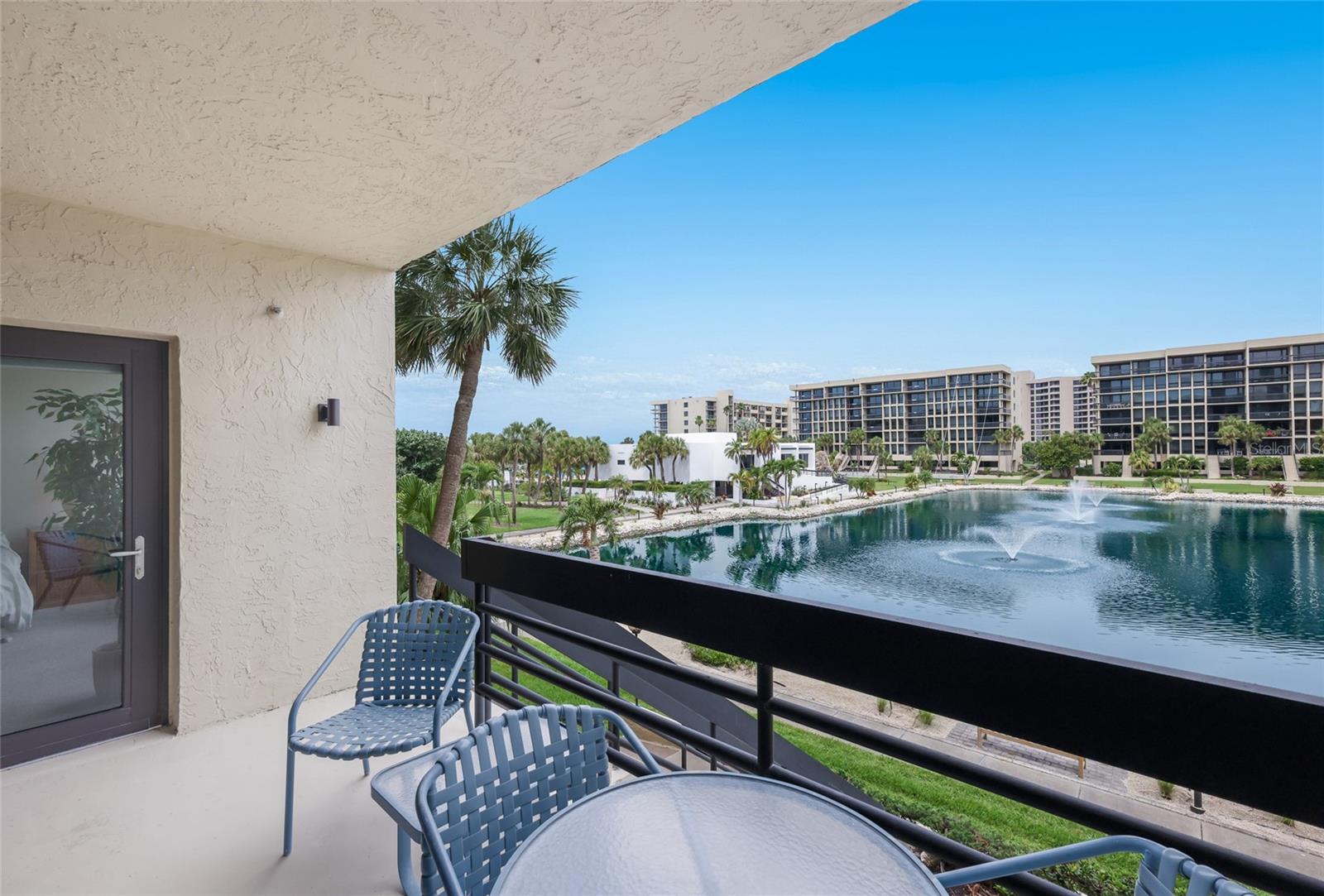 1095 GULF OF MEXICO DR #102