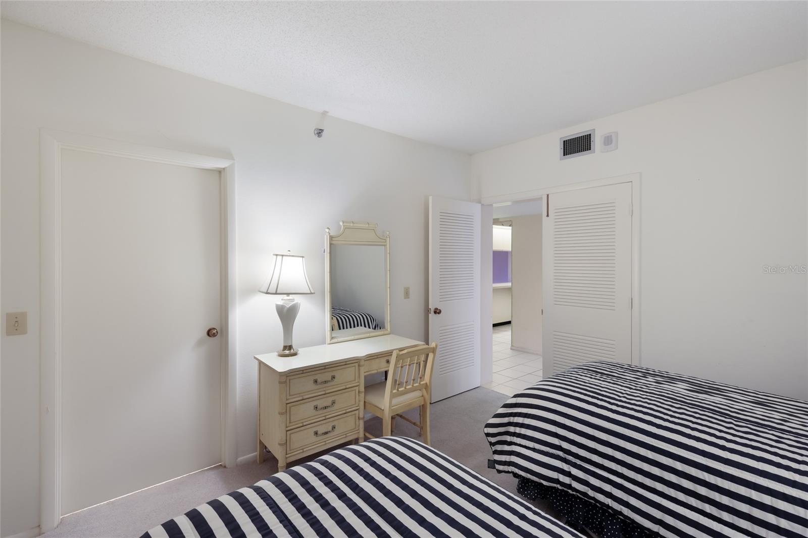 1095 GULF OF MEXICO DR #102