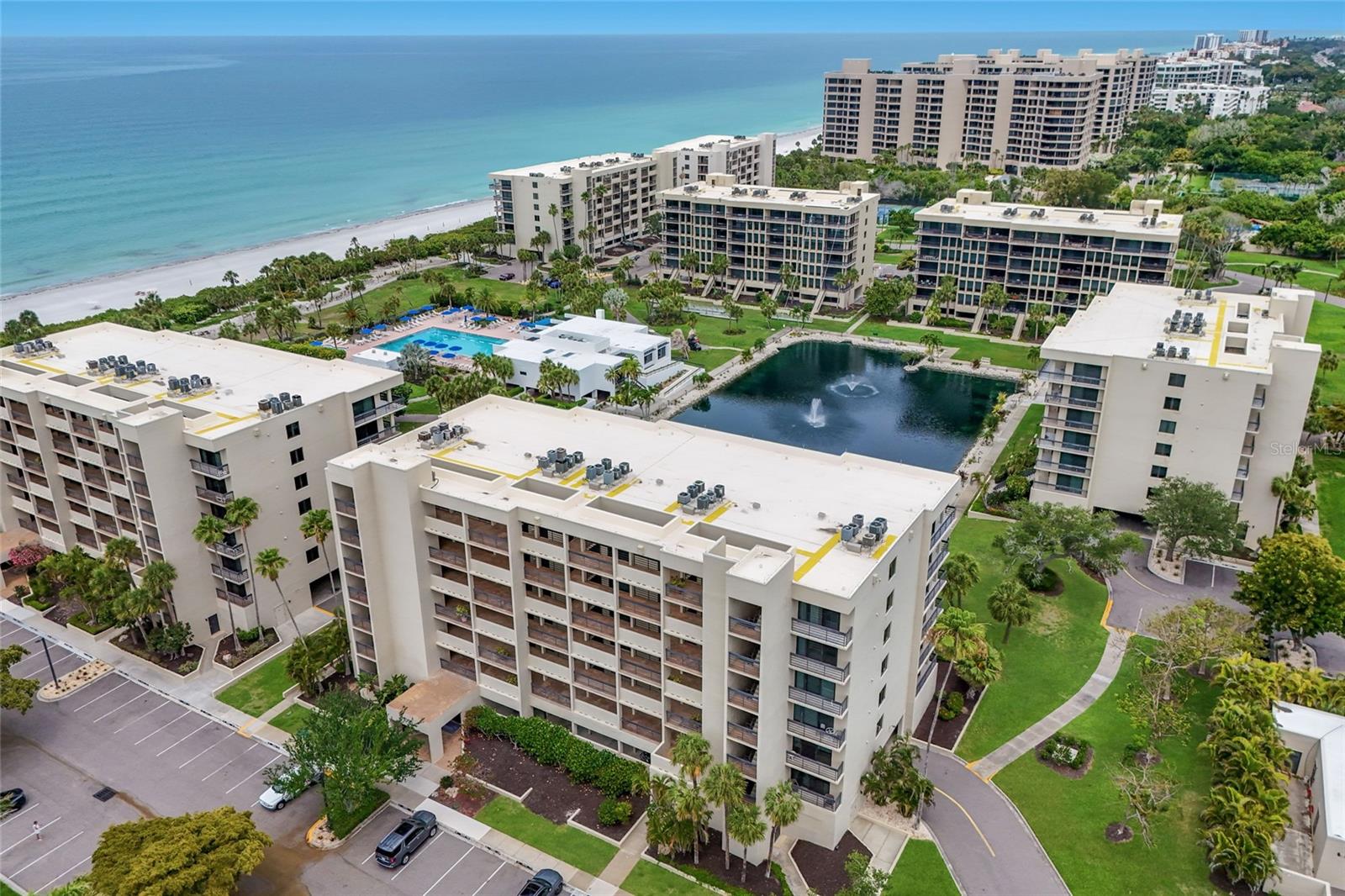 1095 GULF OF MEXICO DR #102