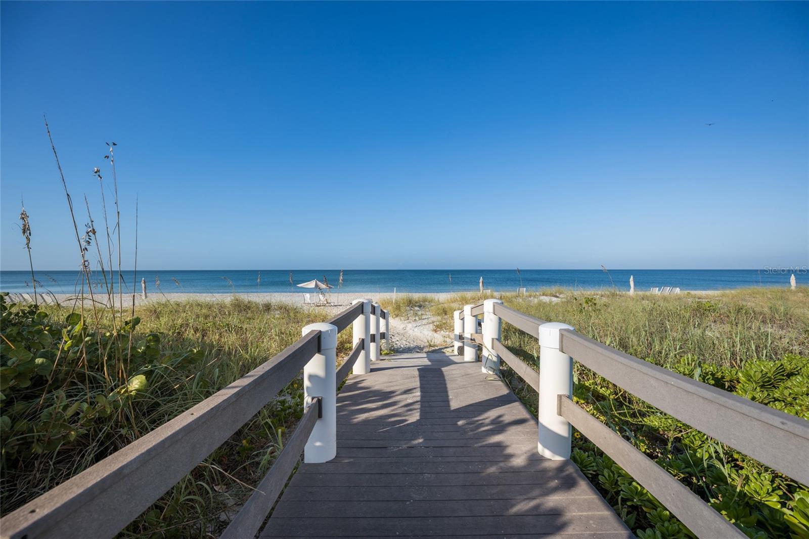 1095 GULF OF MEXICO DR #102