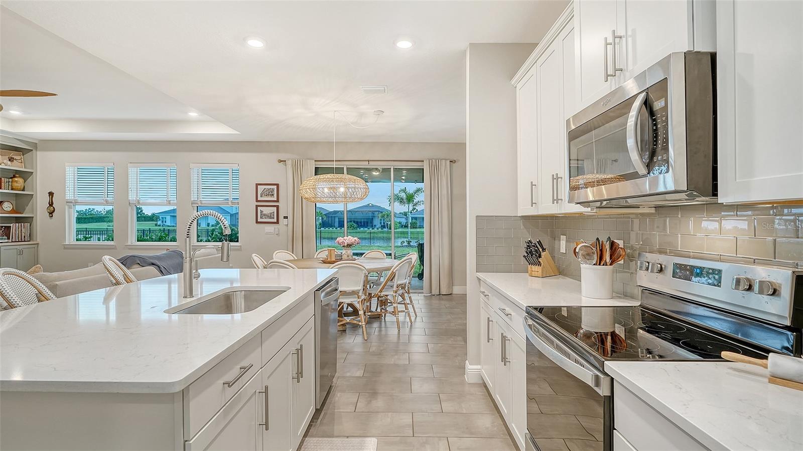 17832 GULF RANCH PL