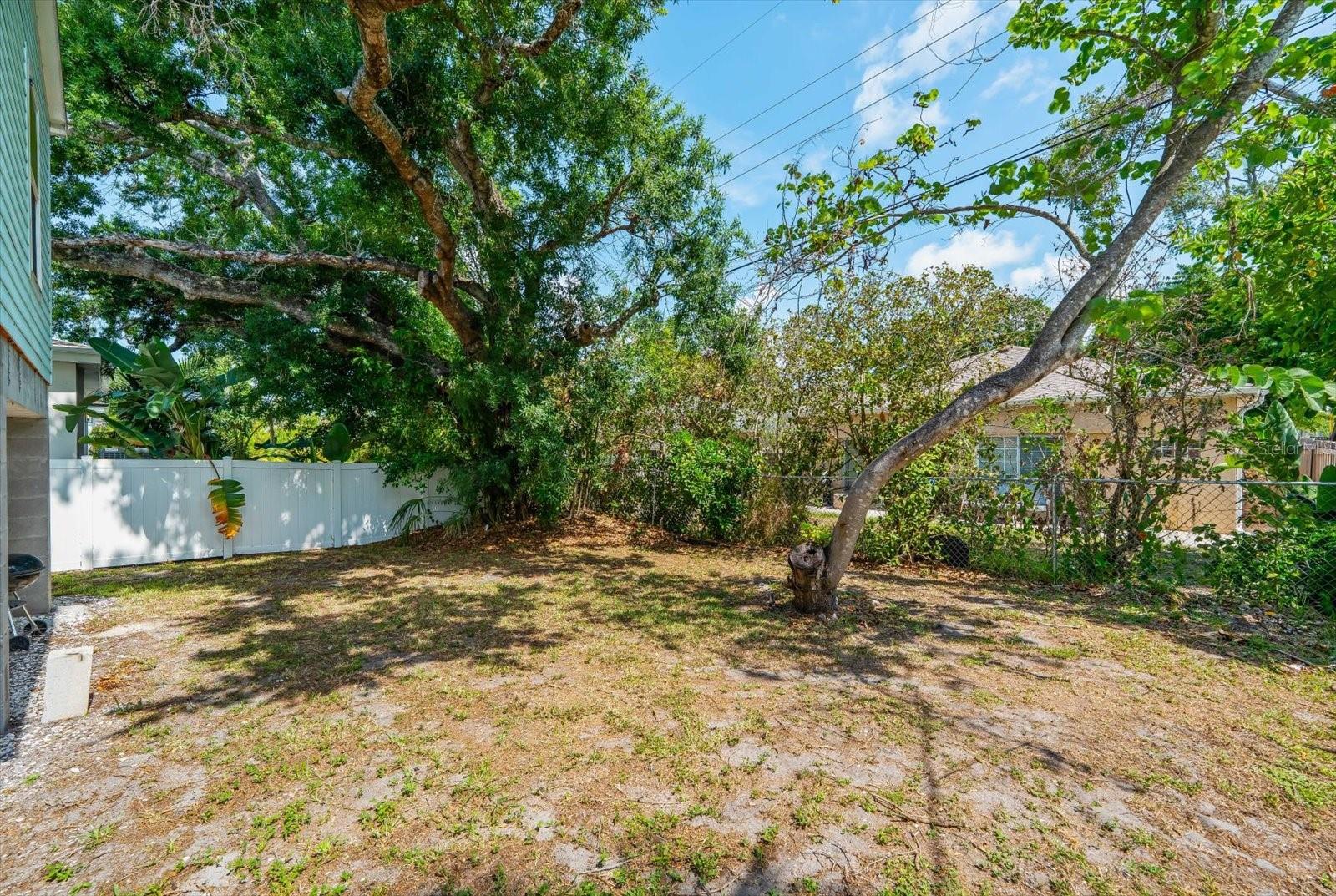 2375 BAHIA VISTA ST