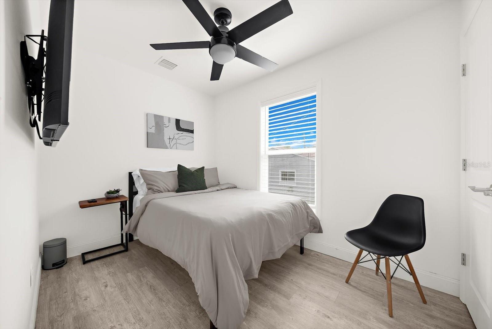 2375 BAHIA VISTA ST