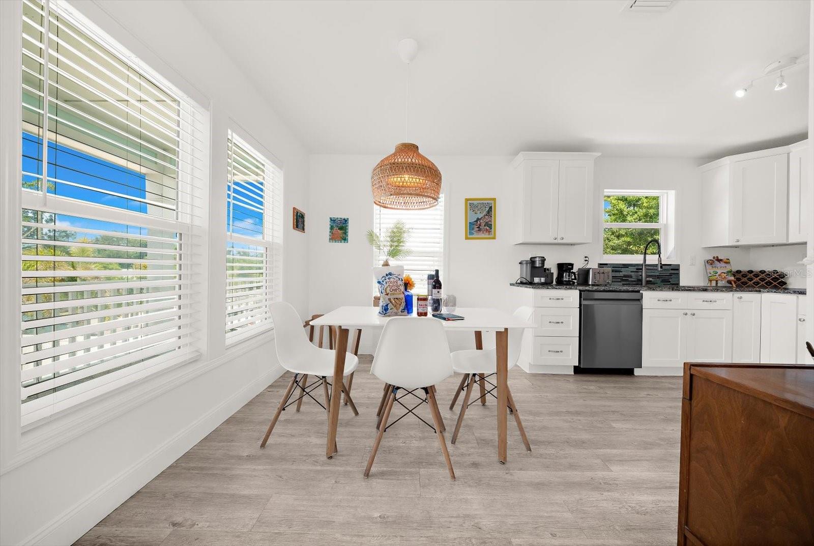 2375 BAHIA VISTA ST