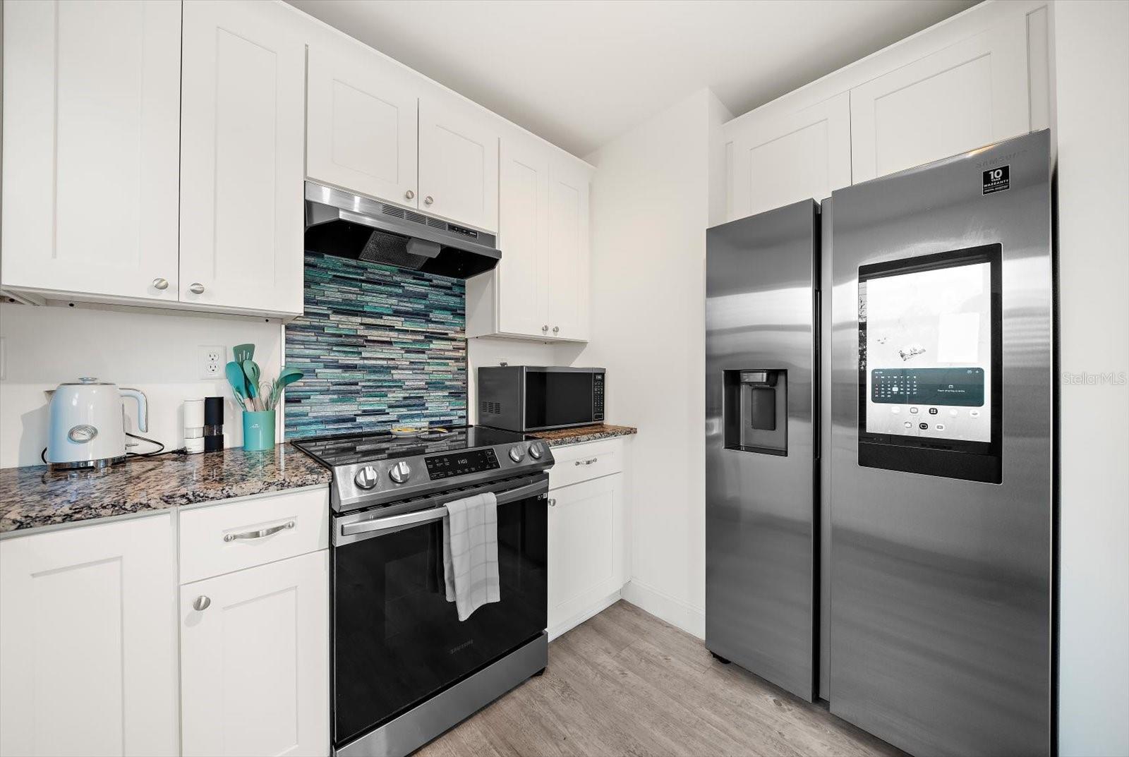2375 BAHIA VISTA ST