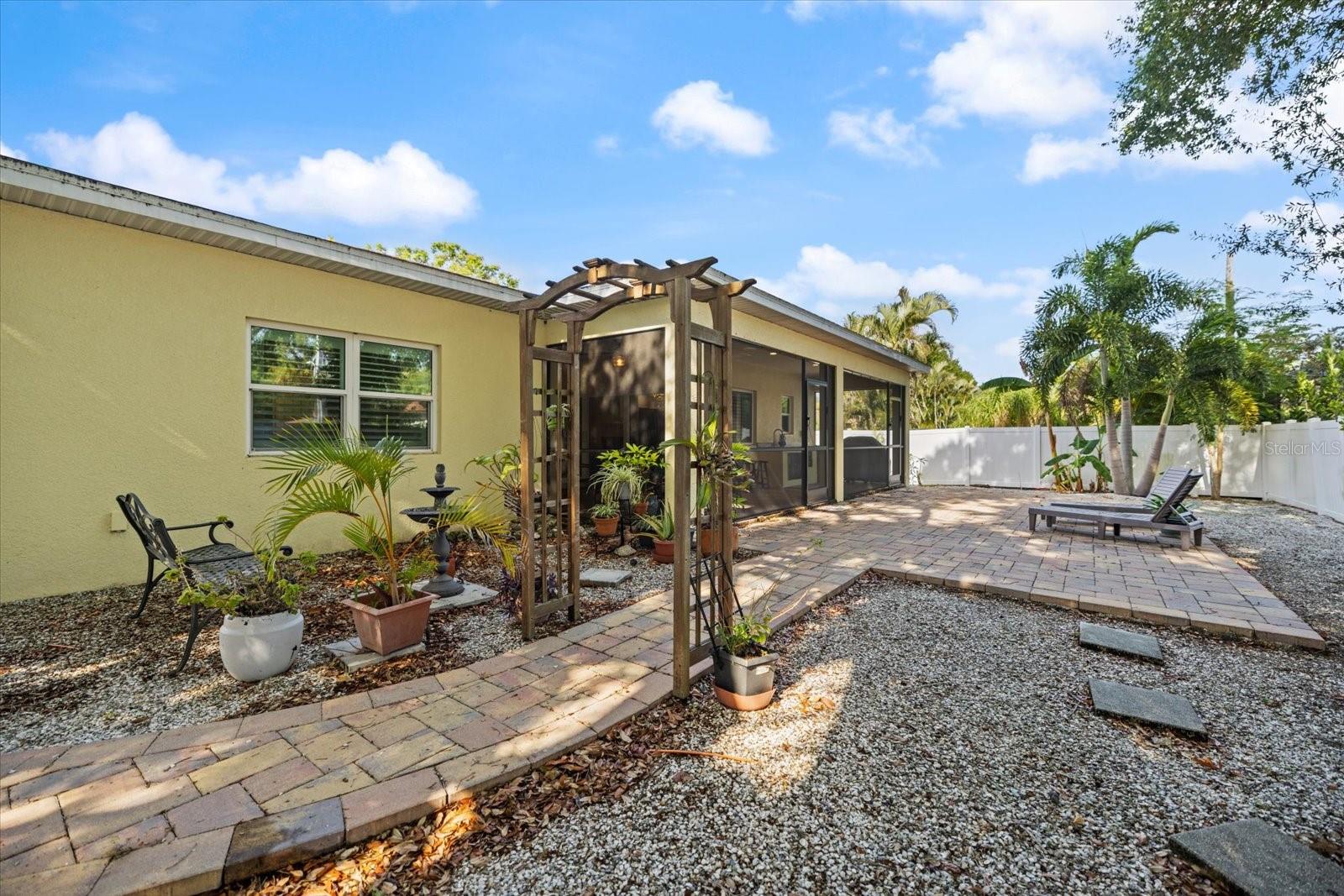 2339 DATURA ST