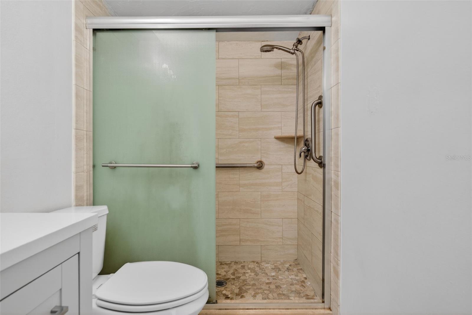 5800 HOLLYWOOD BLVD #112