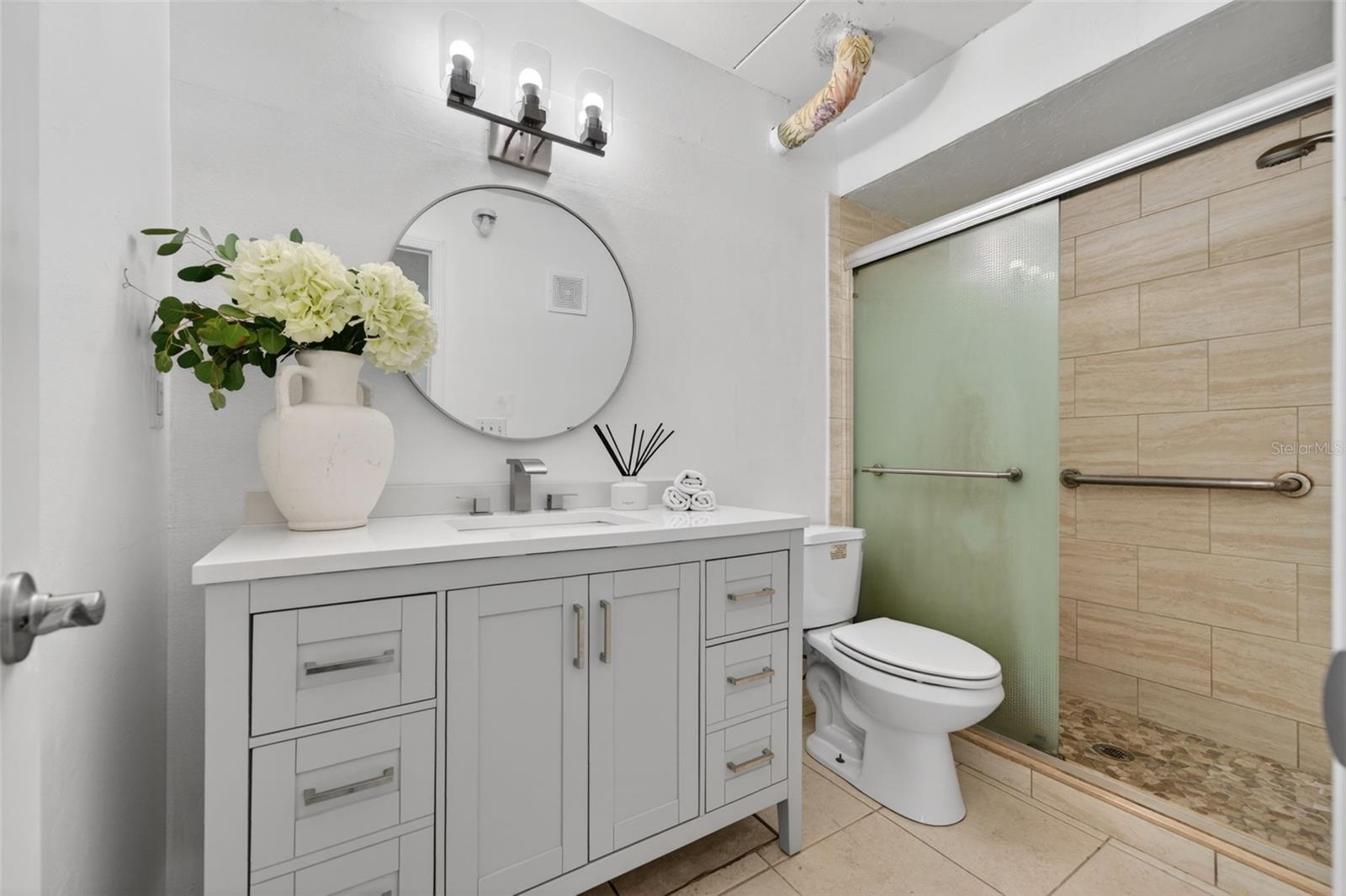 5800 HOLLYWOOD BLVD #112