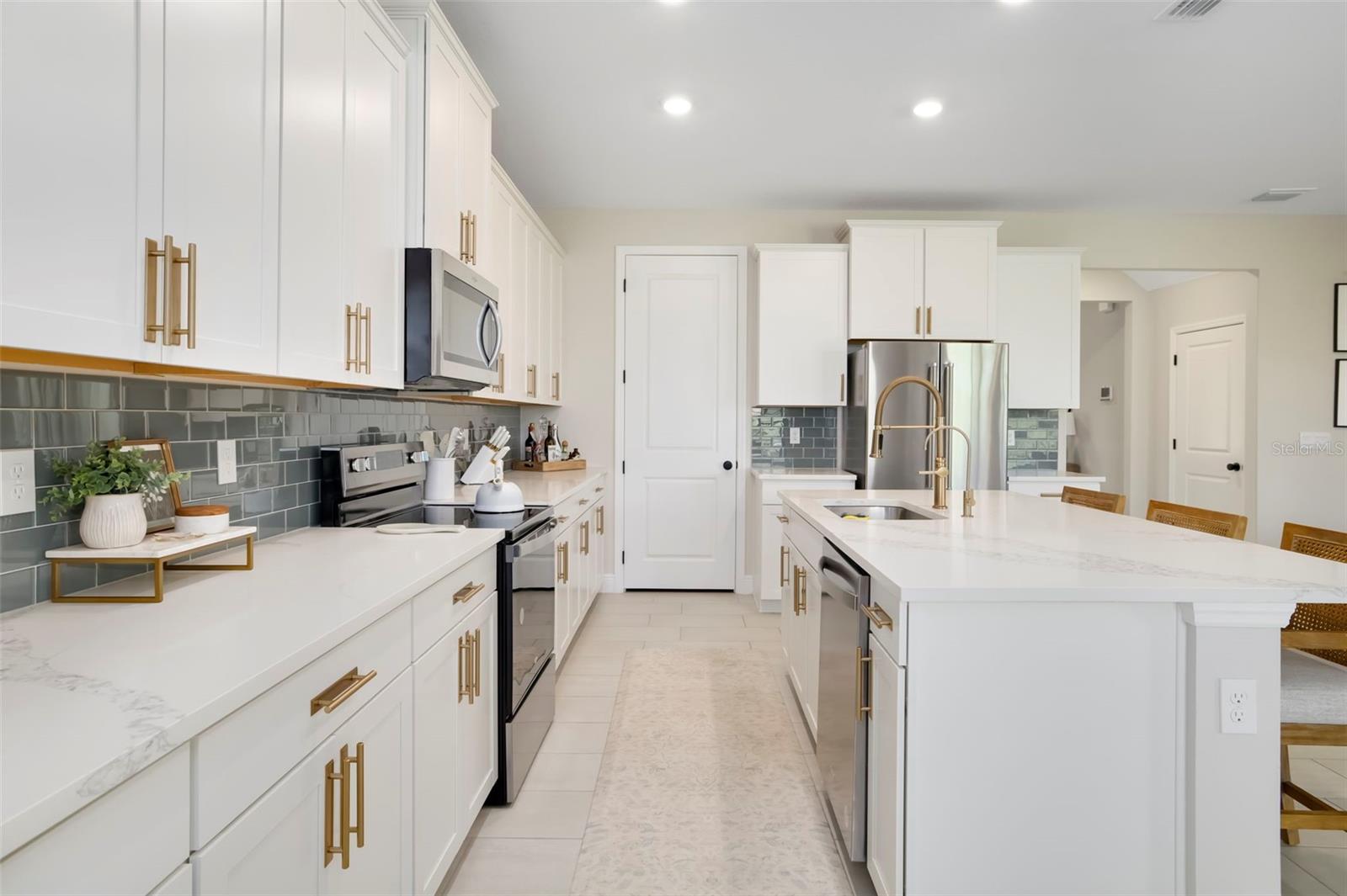 3826 BUTTE TRL