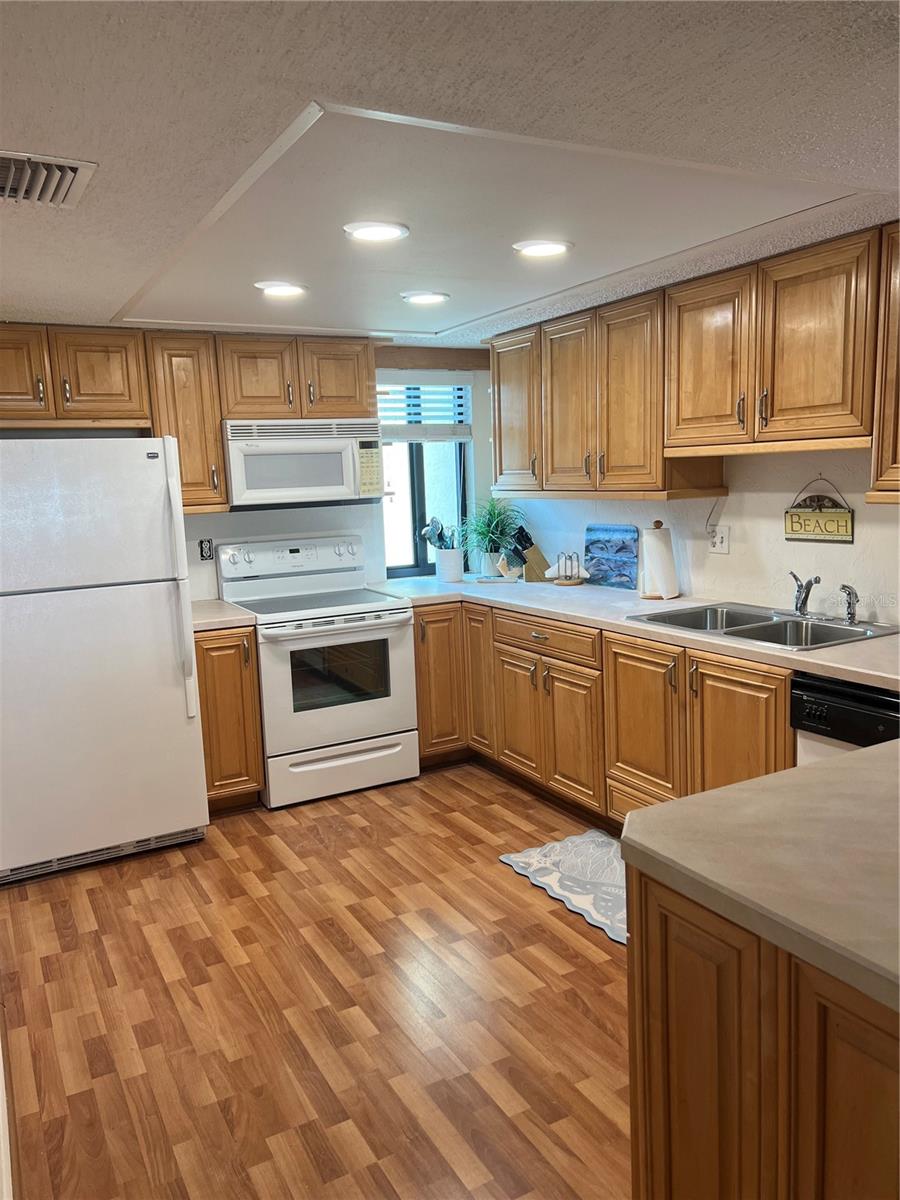 700 GOLDEN BEACH BLVD #131