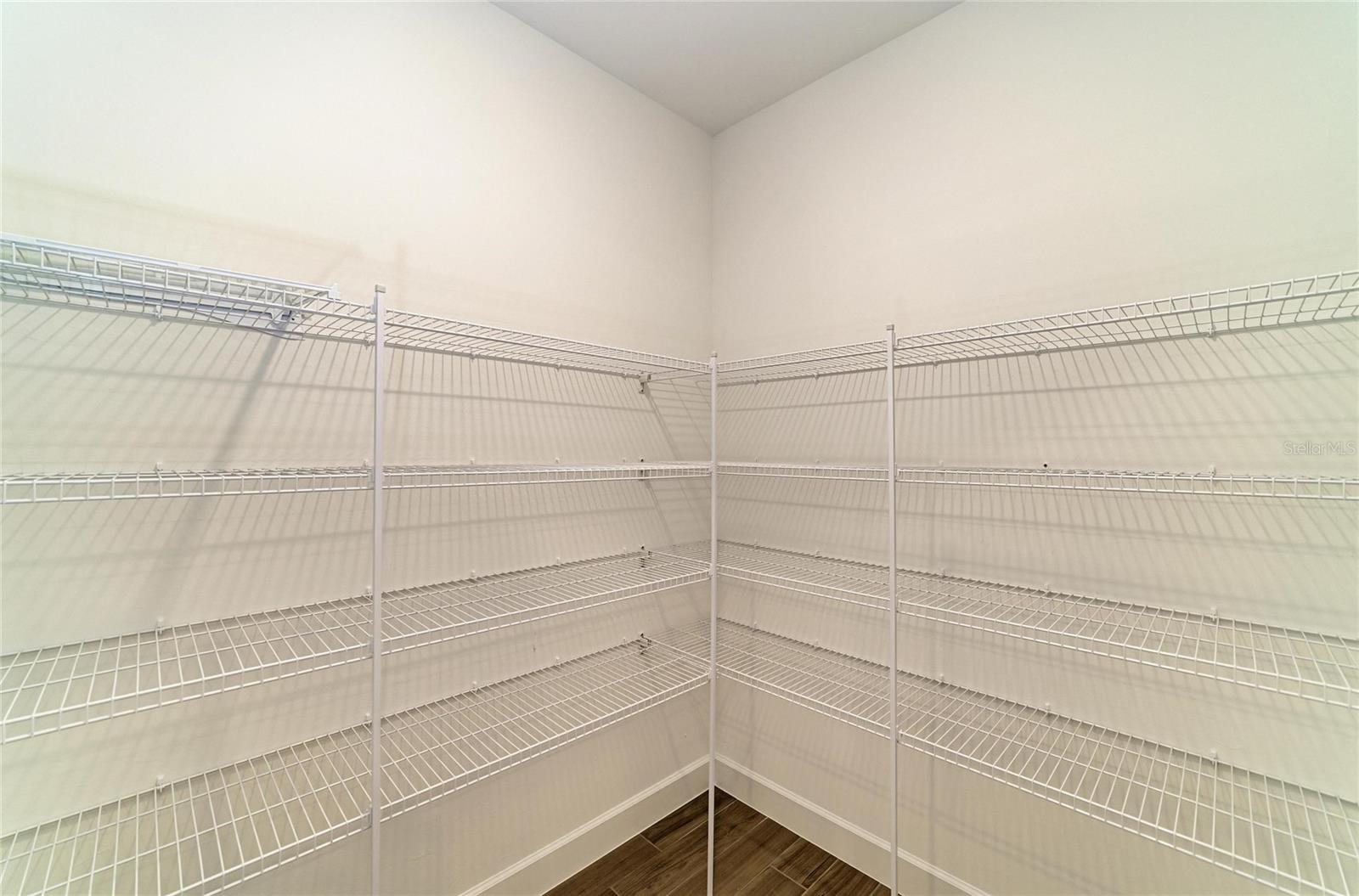 16341 HIDDEN OAK LOOP