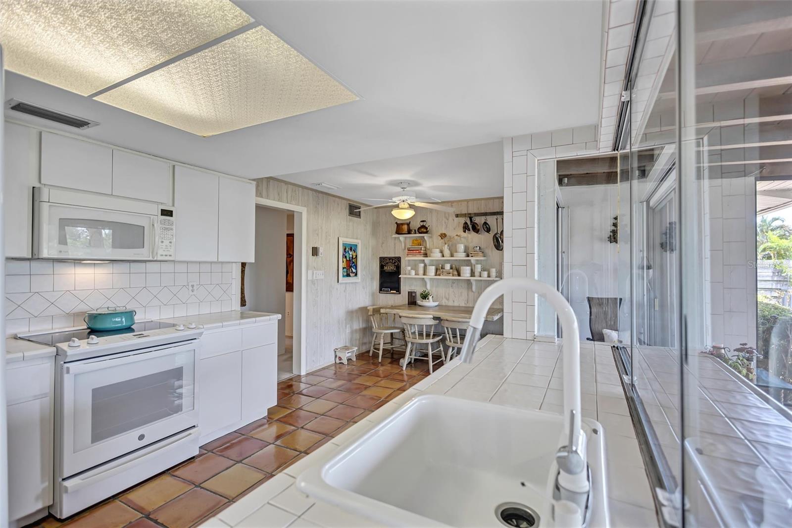 3807 JAFFA DR