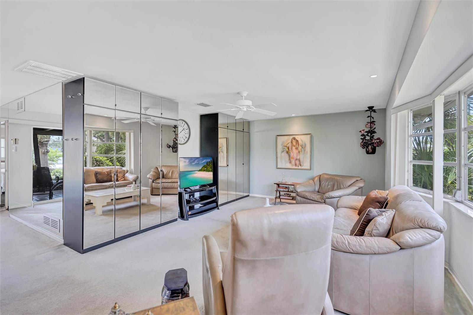 3807 JAFFA DR