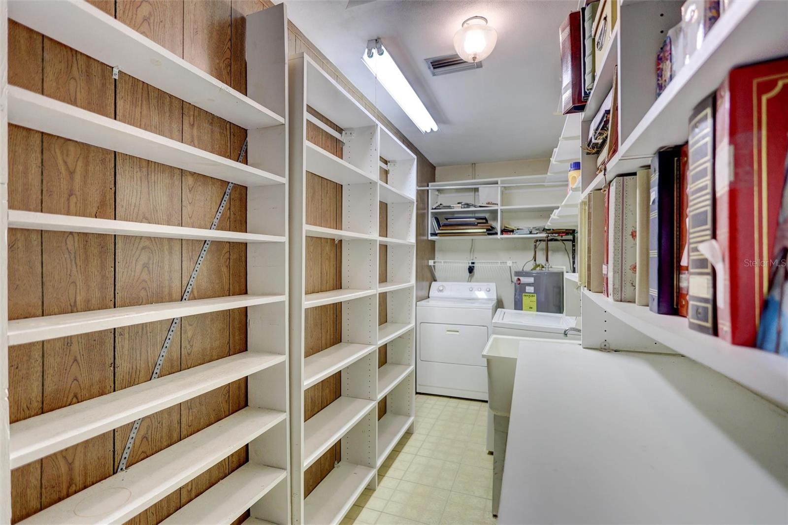 3807 JAFFA DR