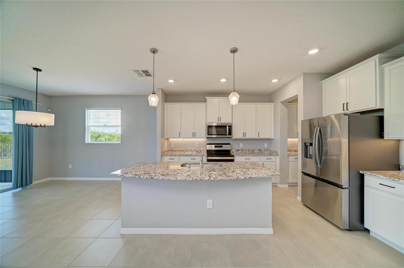 2230 MARSH HARBOUR LOOP