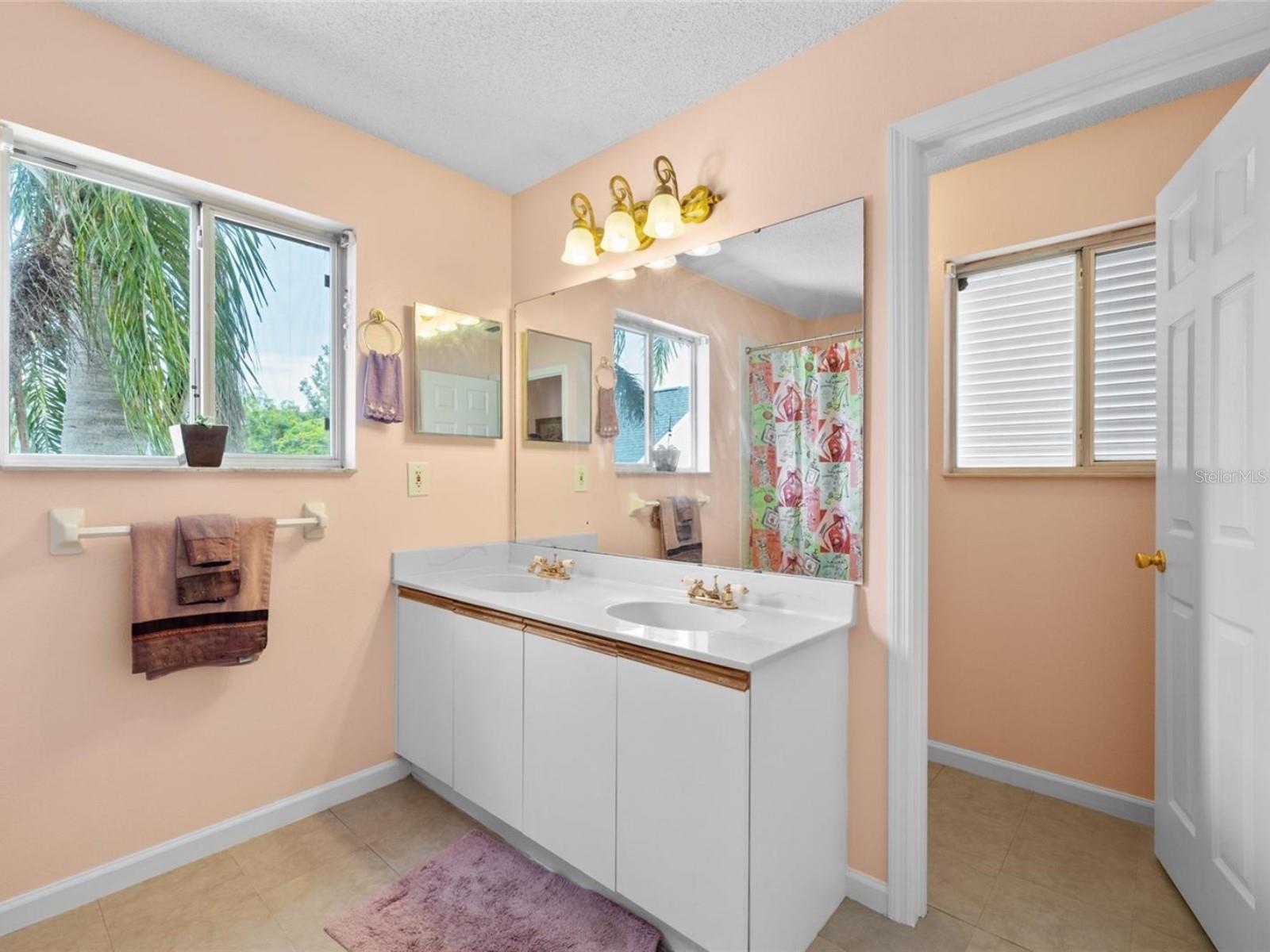 3910 77TH PL E