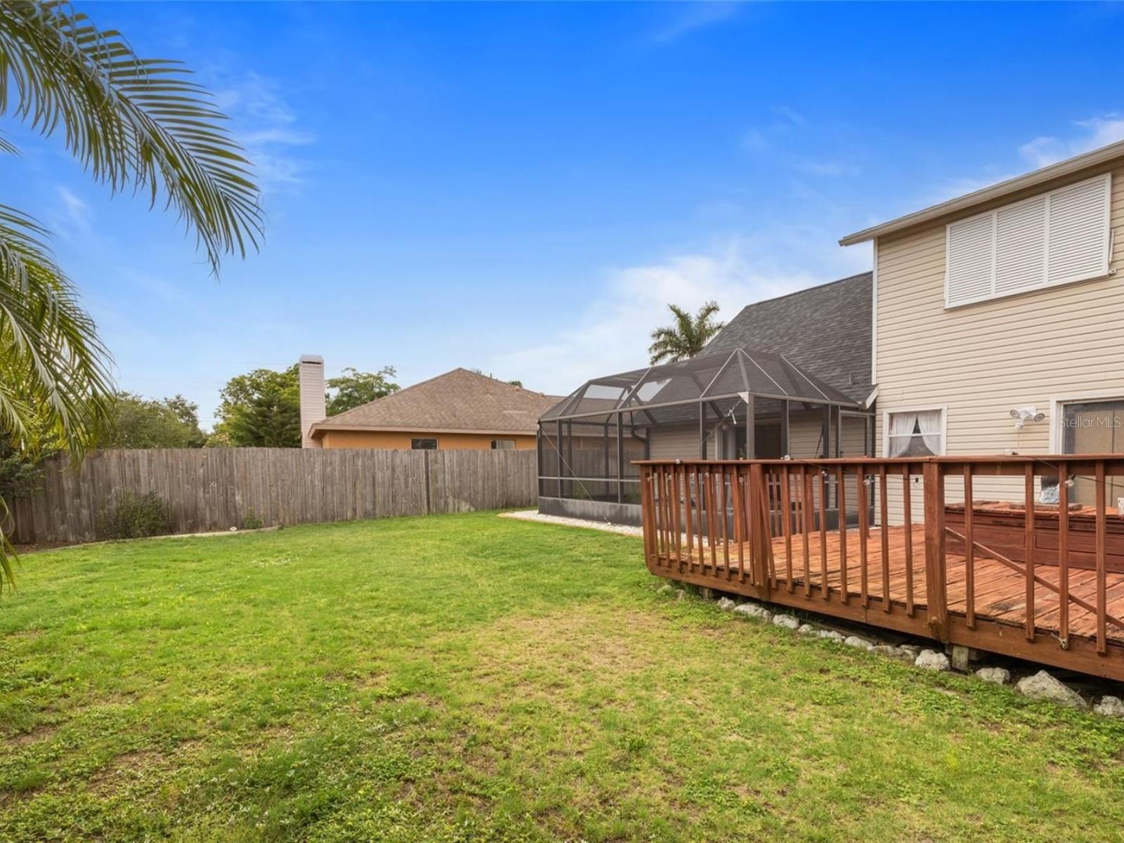 3910 77TH PL E