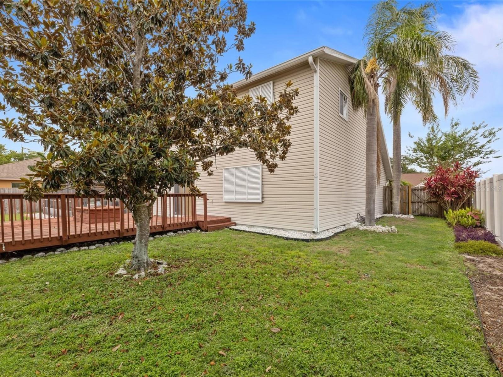 3910 77TH PL E