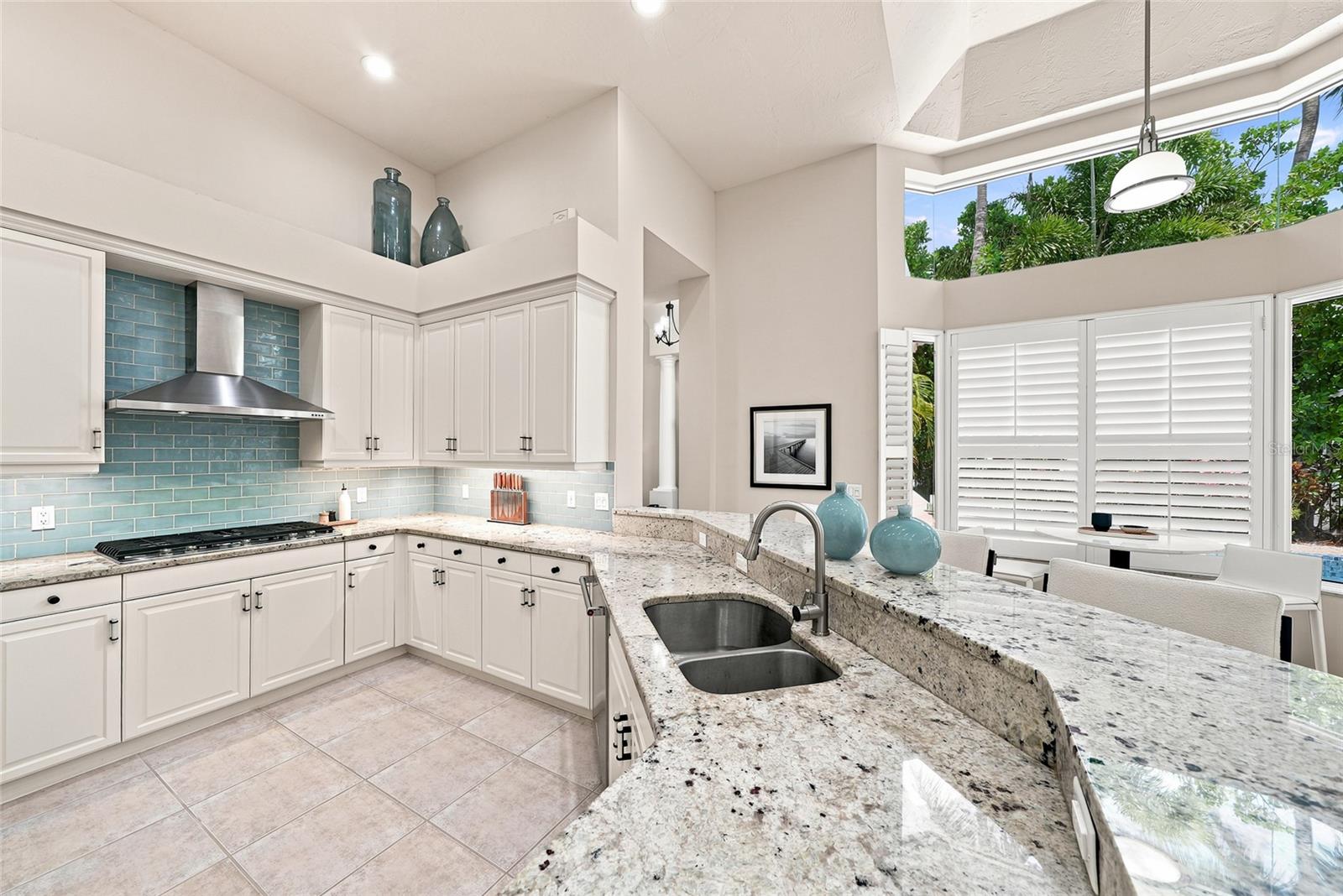 3526 FAIR OAKS LANE