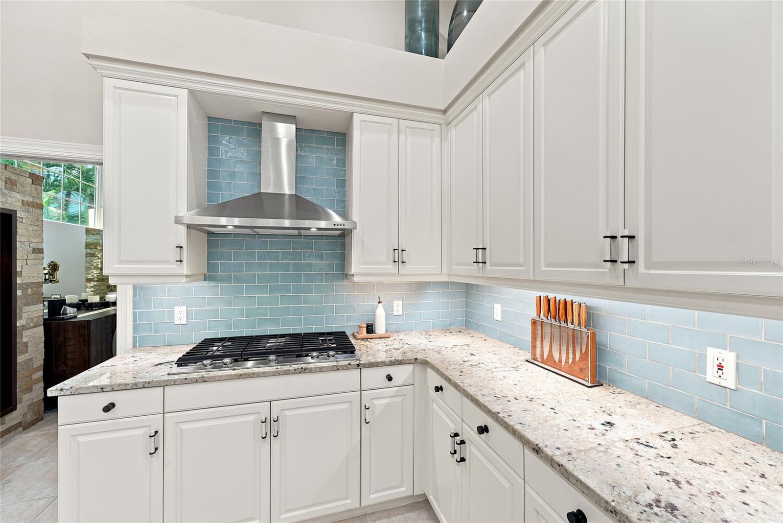 3526 FAIR OAKS LANE