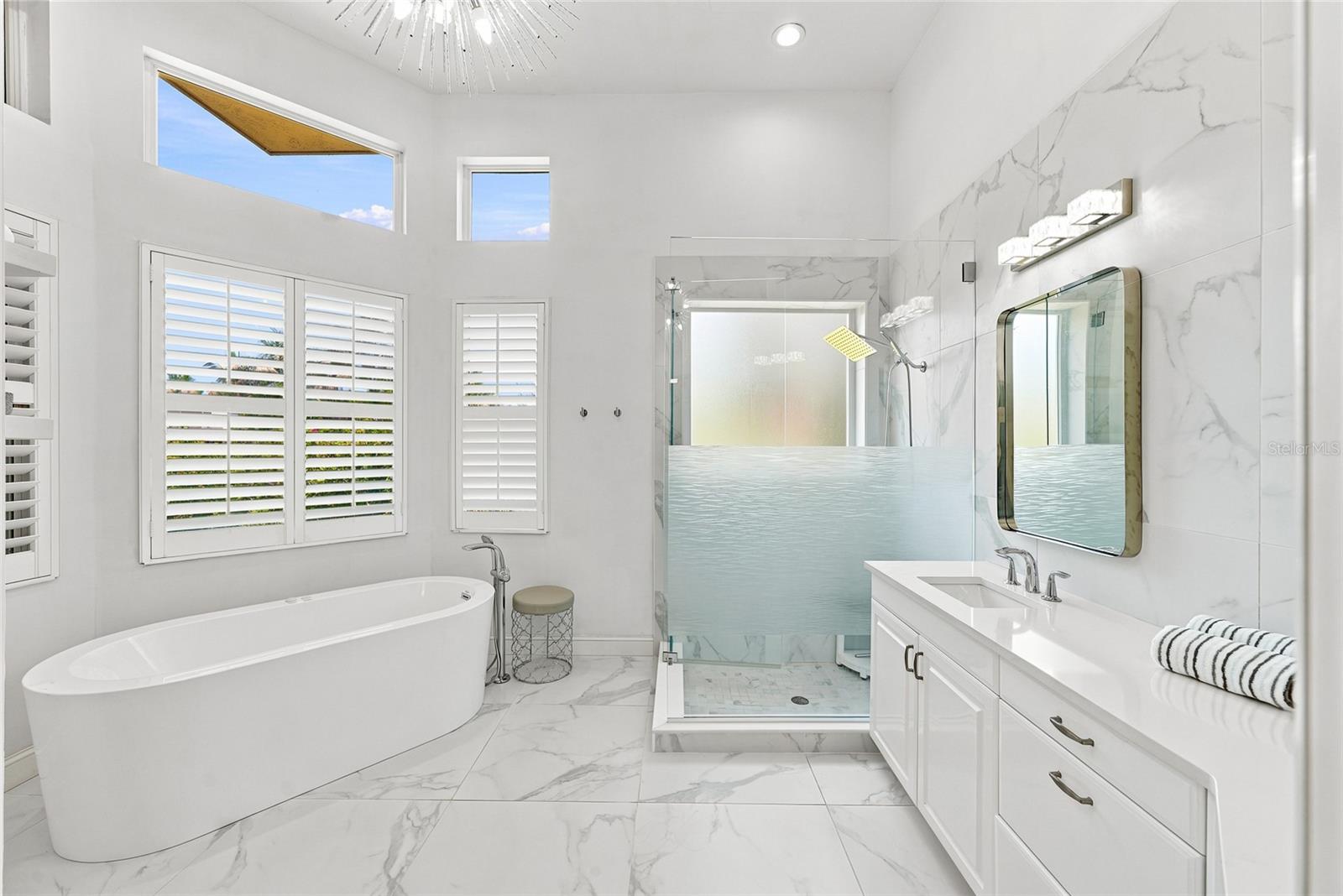 3526 FAIR OAKS LANE