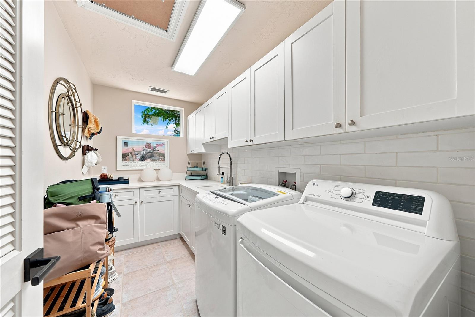 3526 FAIR OAKS LANE