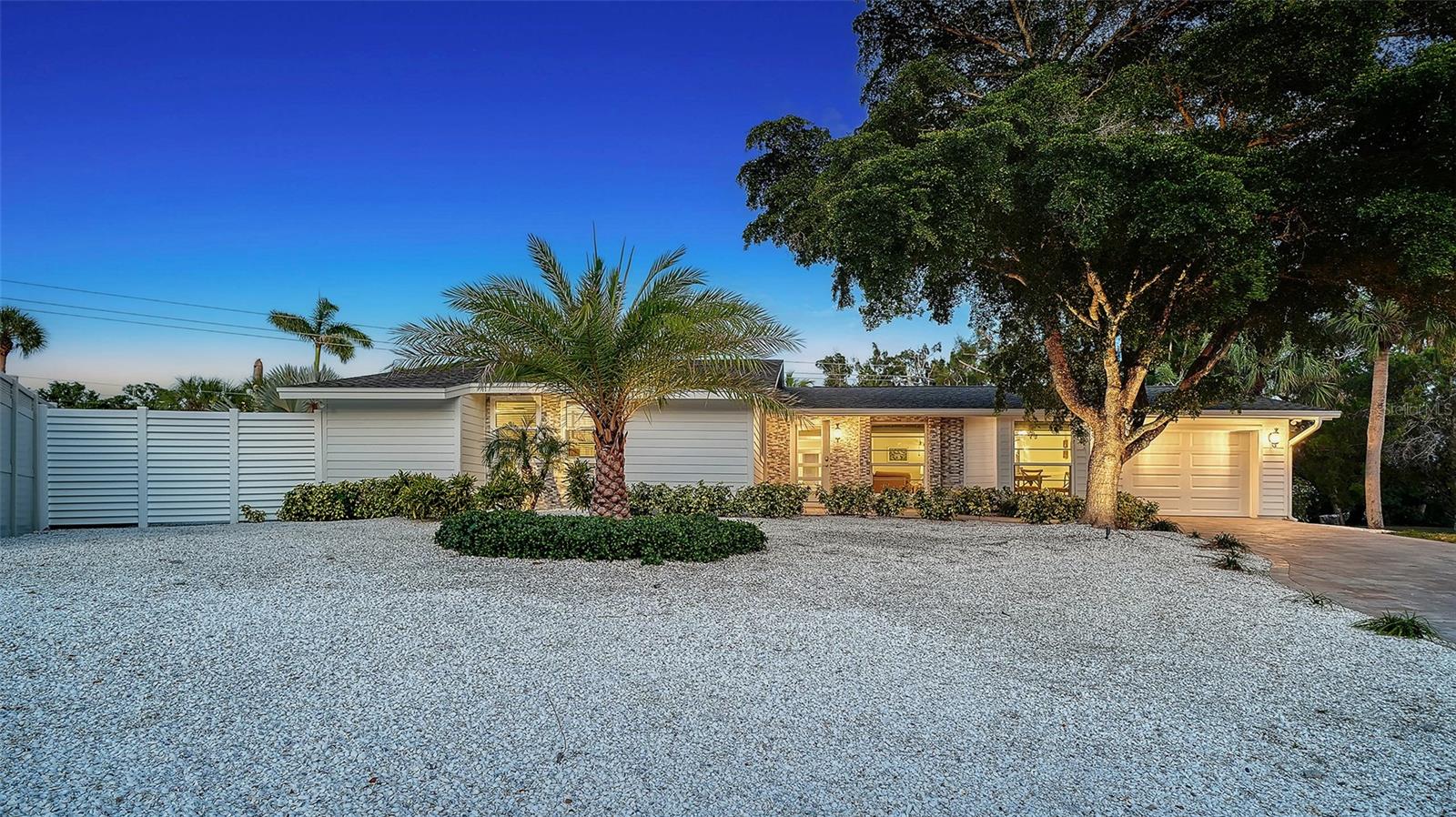 783 BIRDSONG LN
