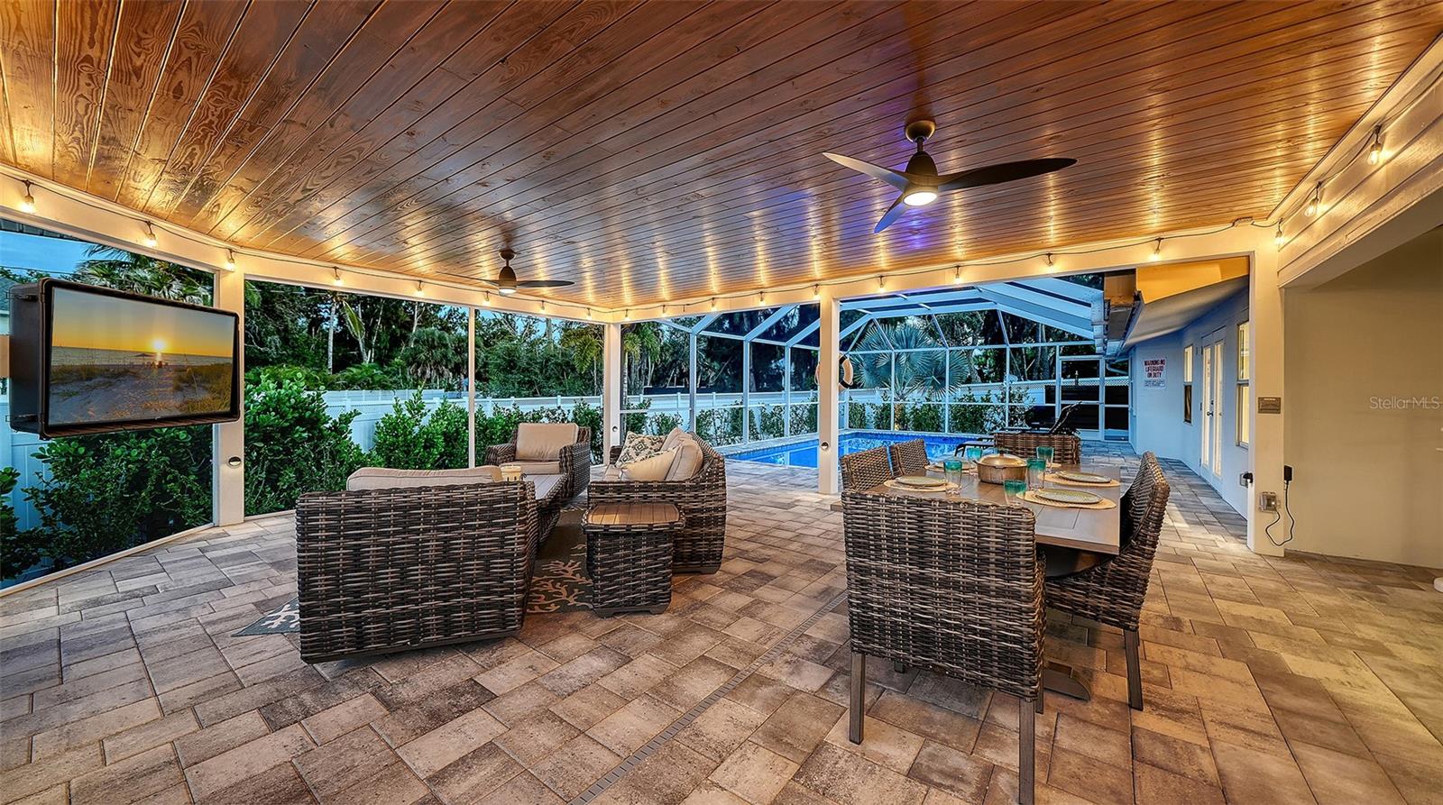783 BIRDSONG LN