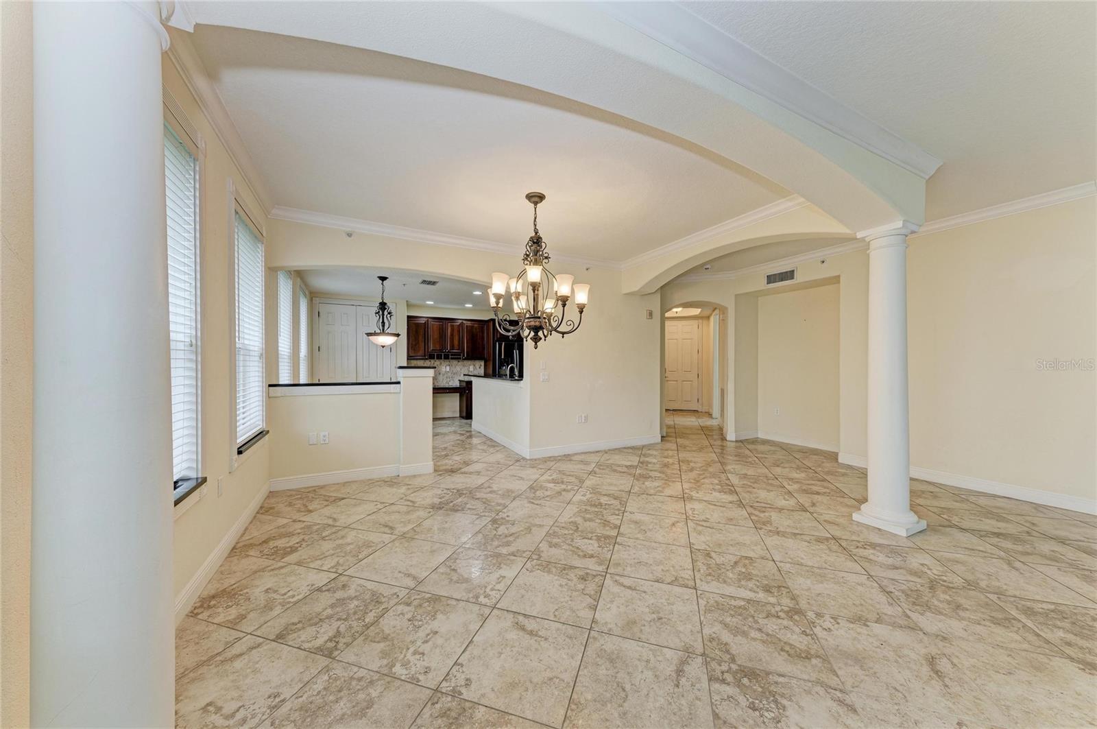 5200 MANORWOOD DR #2D