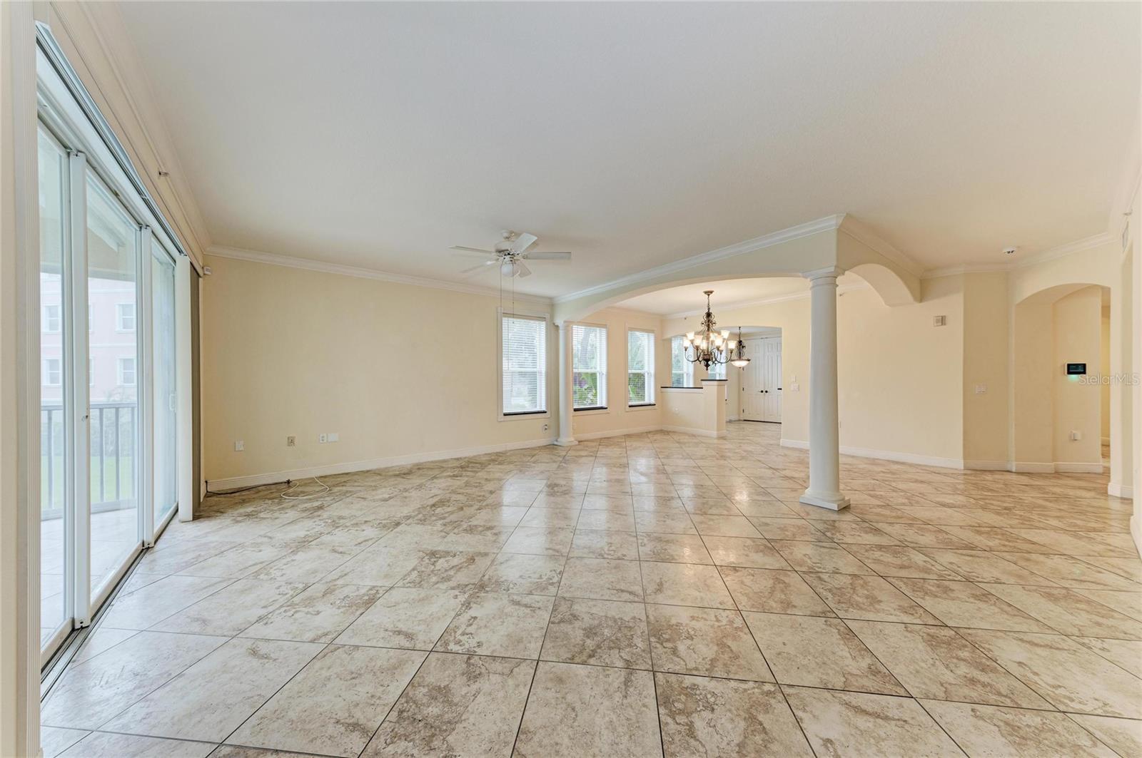 5200 MANORWOOD DR #2D