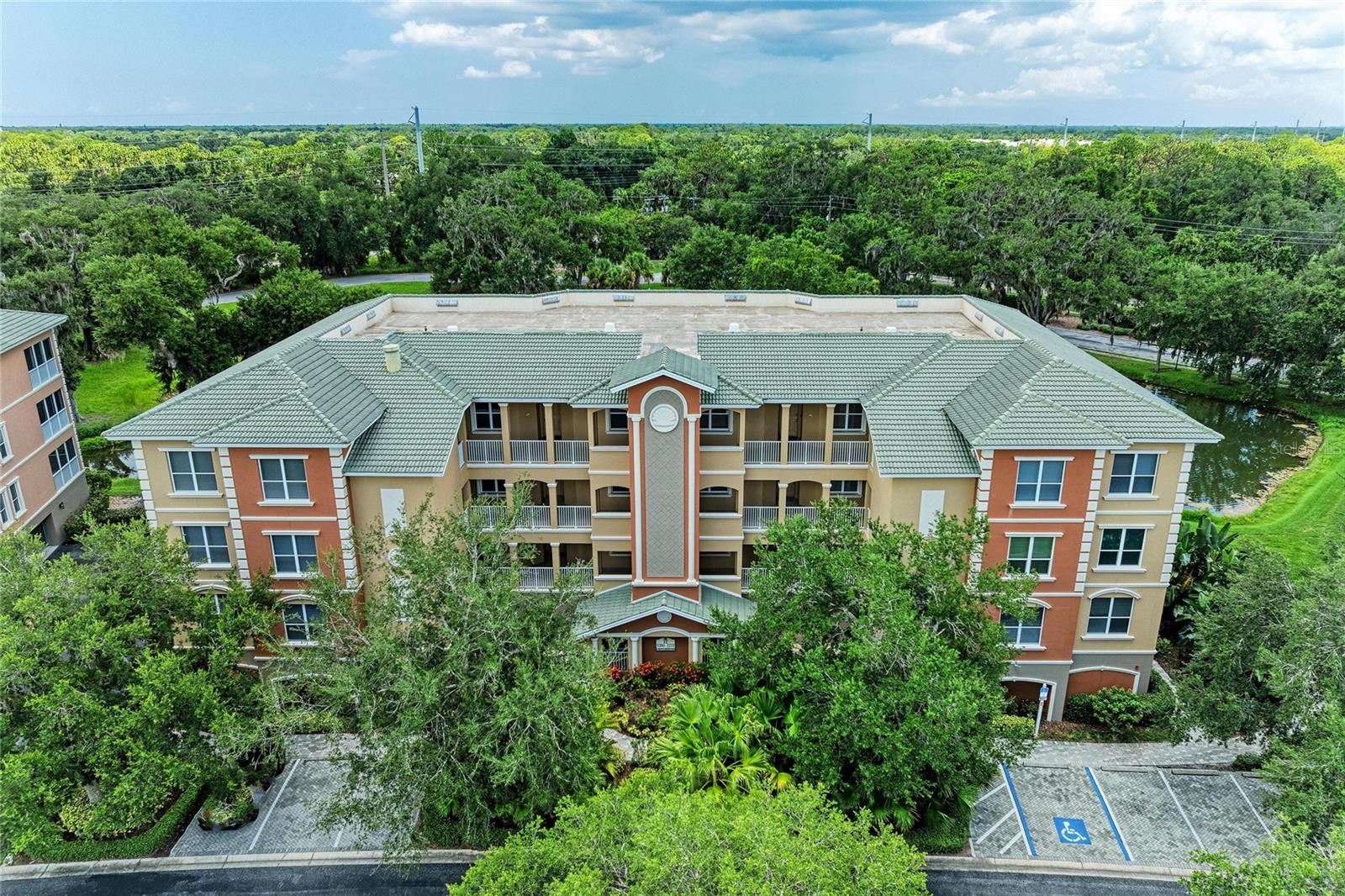 5200 MANORWOOD DR #2D
